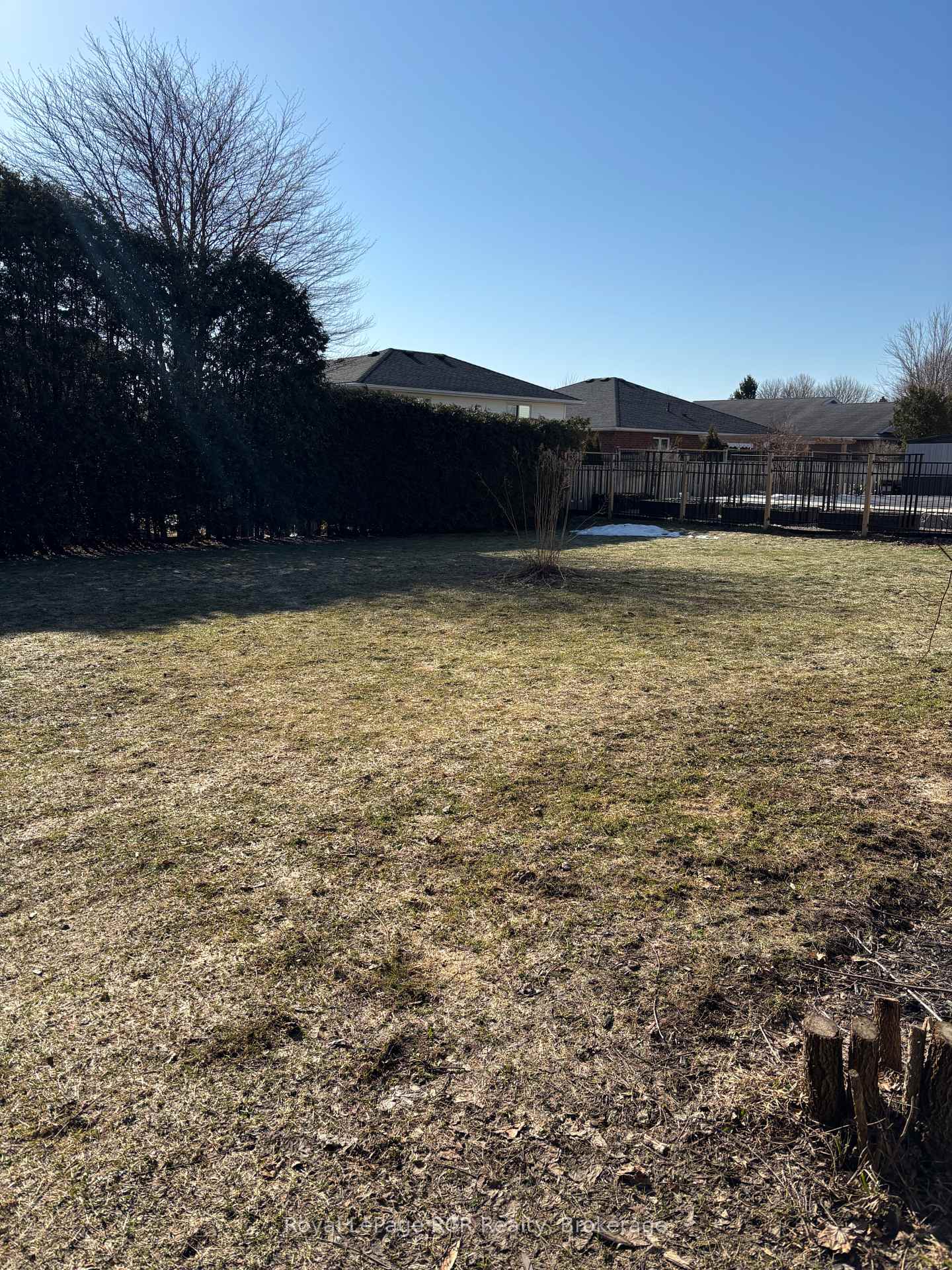 Photo 6 of 620 Elm Avenue N, North Perth, Listowel — HOMEH
