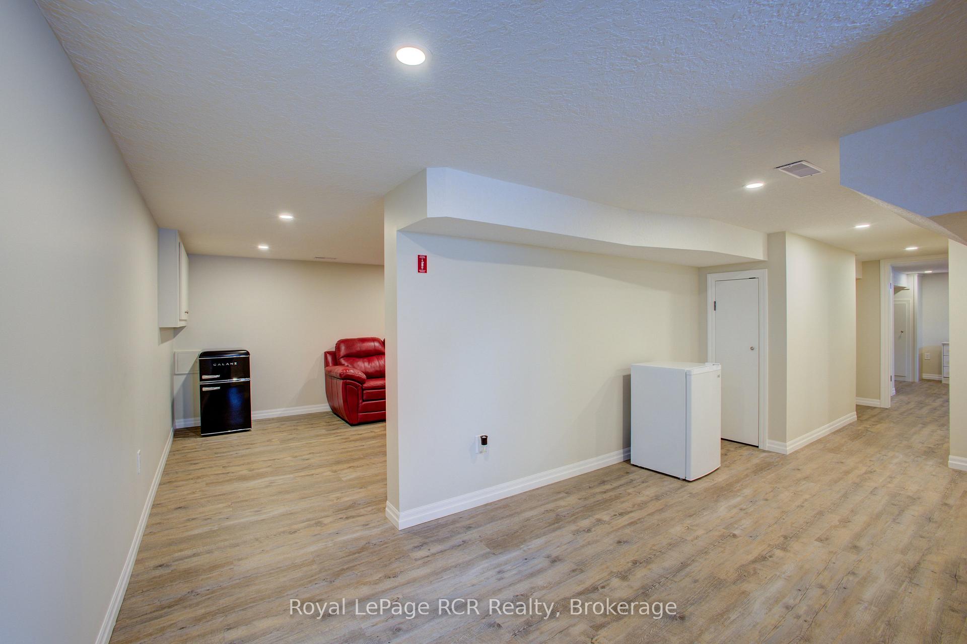 Photo 24 of 620 Elm Avenue N, North Perth, Listowel — HOMEH