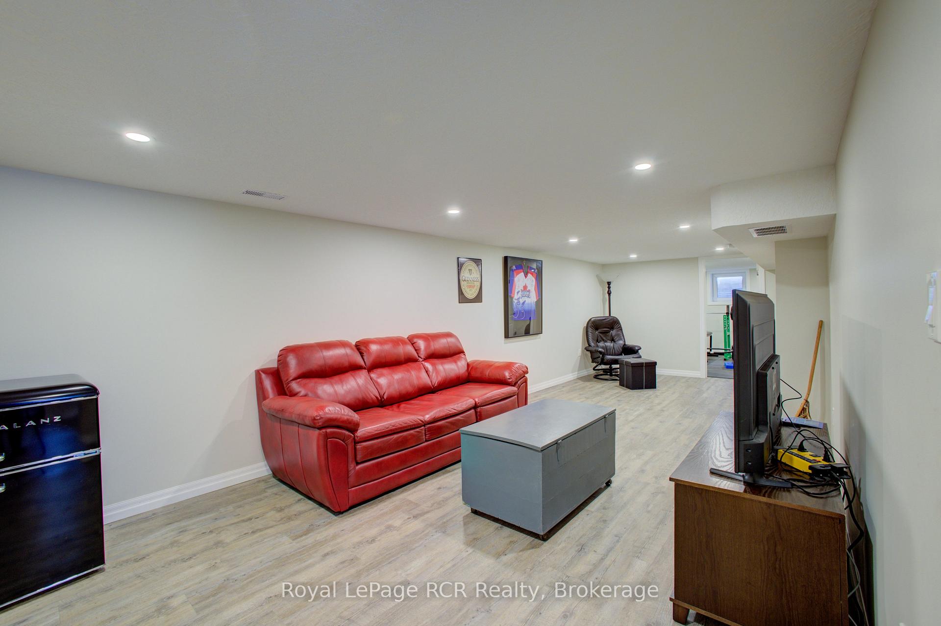 Photo 25 of 620 Elm Avenue N, North Perth, Listowel — HOMEH