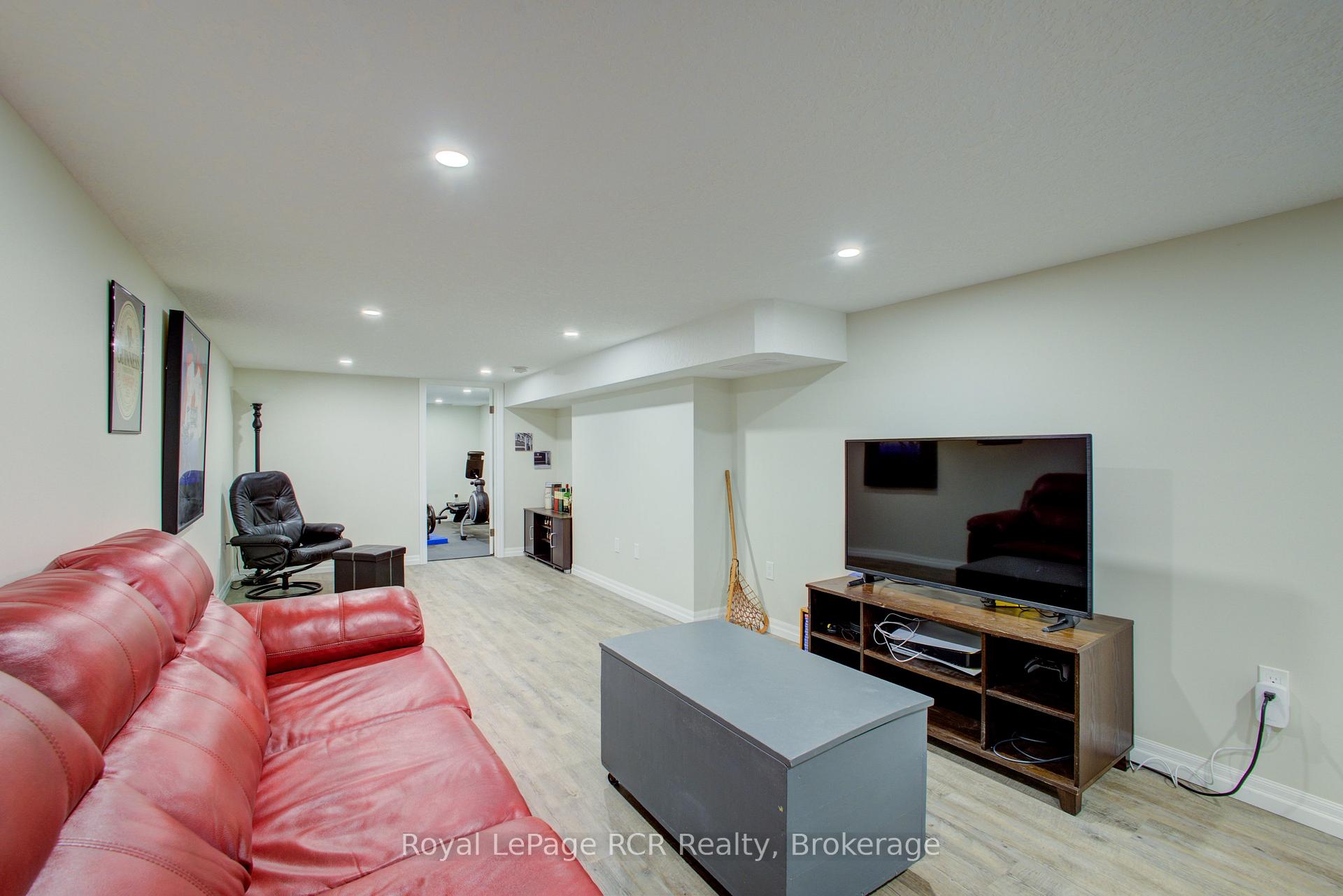Photo 26 of 620 Elm Avenue N, North Perth, Listowel — HOMEH