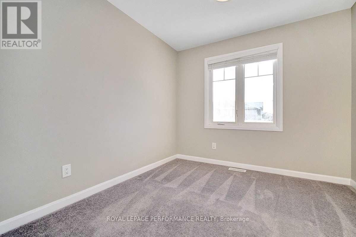 Photo 10 of 114 Aquarium Avenue, Ottawa, Avalon West — HOMEH