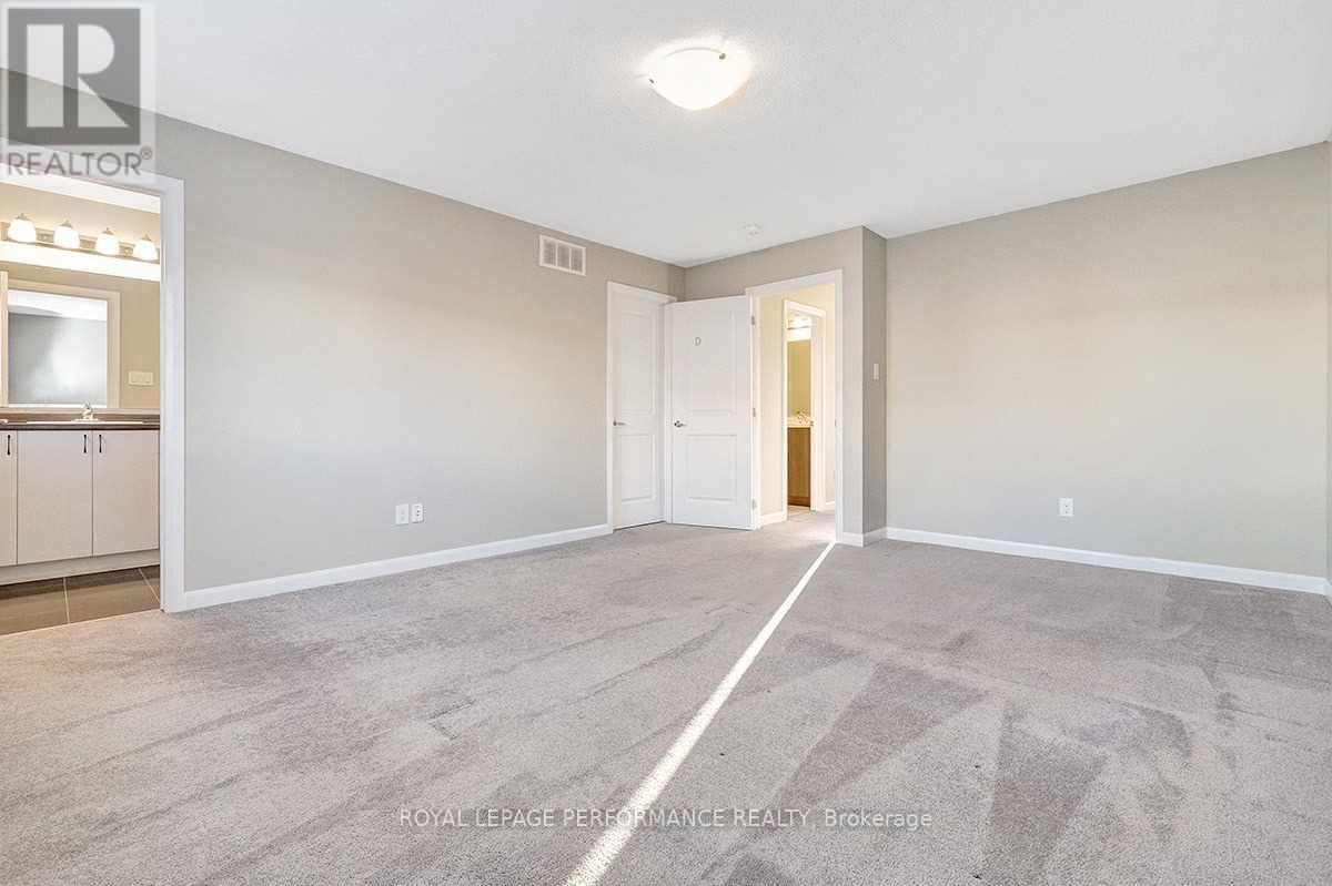 Photo 11 of 114 Aquarium Avenue, Ottawa, Avalon West — HOMEH