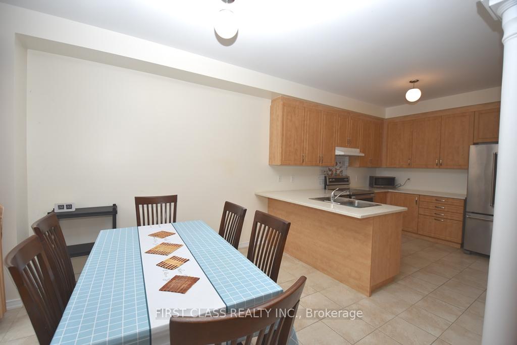 Photo 9 of 70 Peshawar Avenue, Markham, Village Green-South Unionville — HOMEH