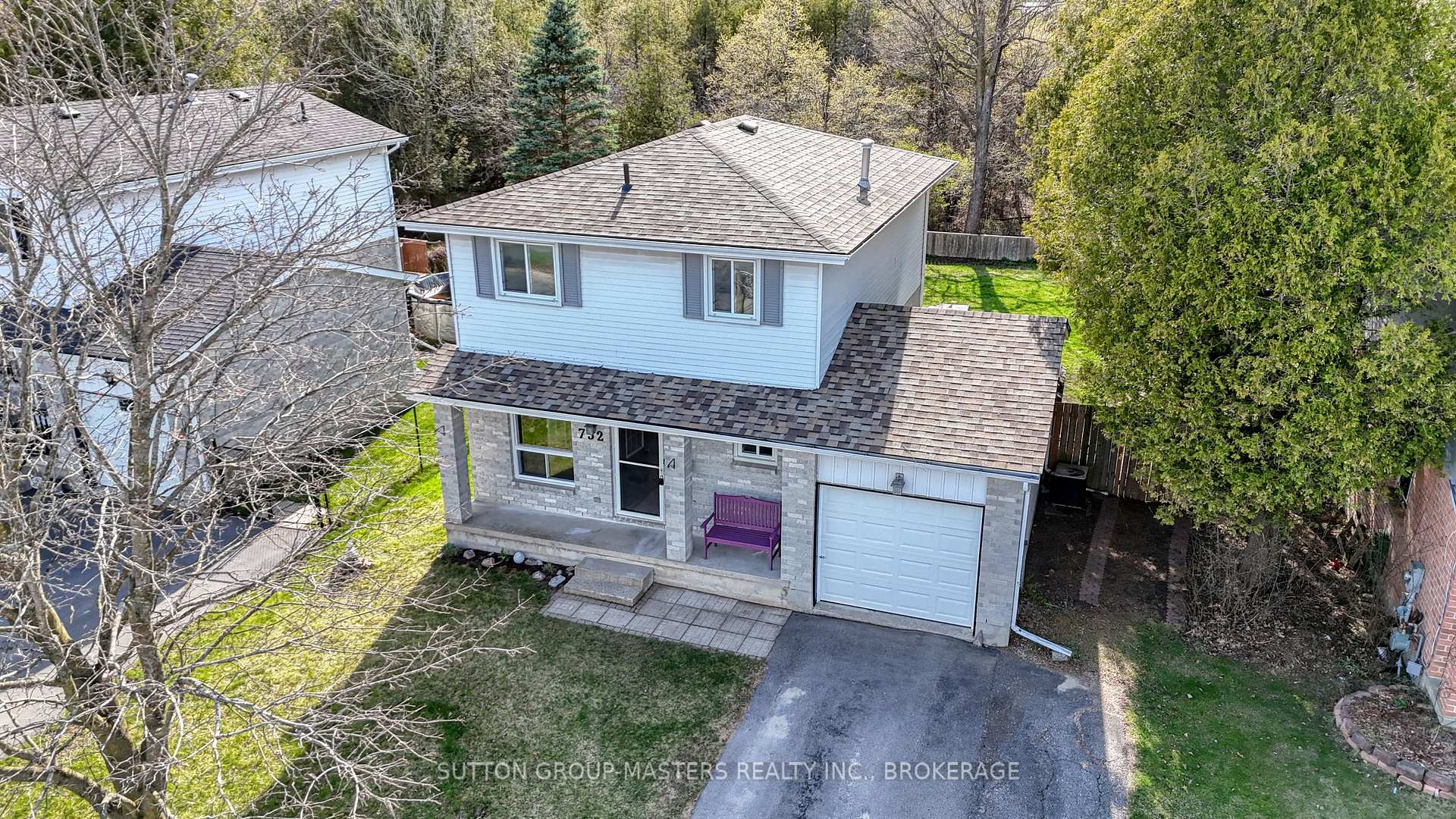 Photo 1 of 732 Cedarwood Drive, Kingston, City Northwest — HOMEH