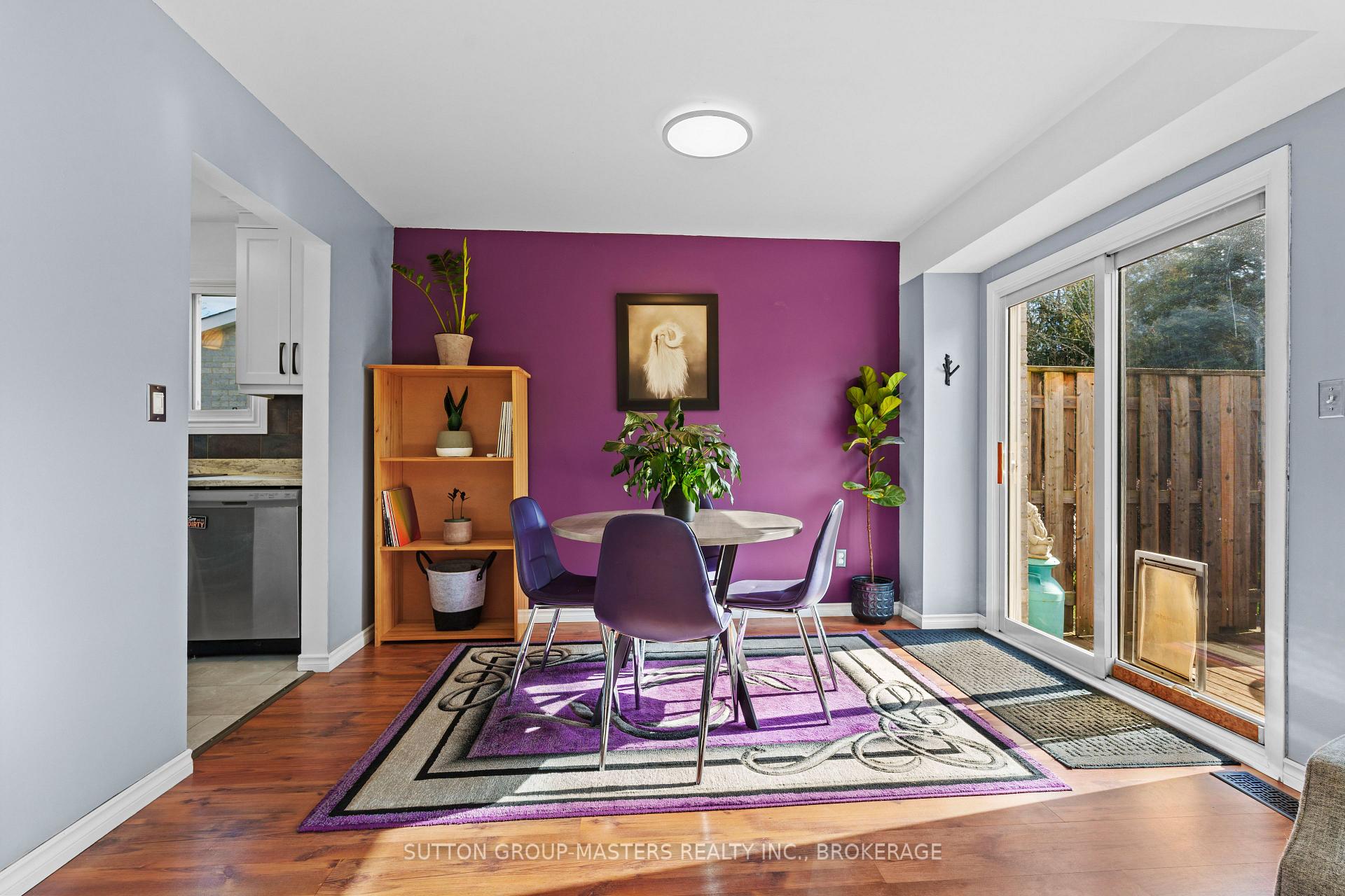 Photo 12 of 732 Cedarwood Drive, Kingston, City Northwest — HOMEH