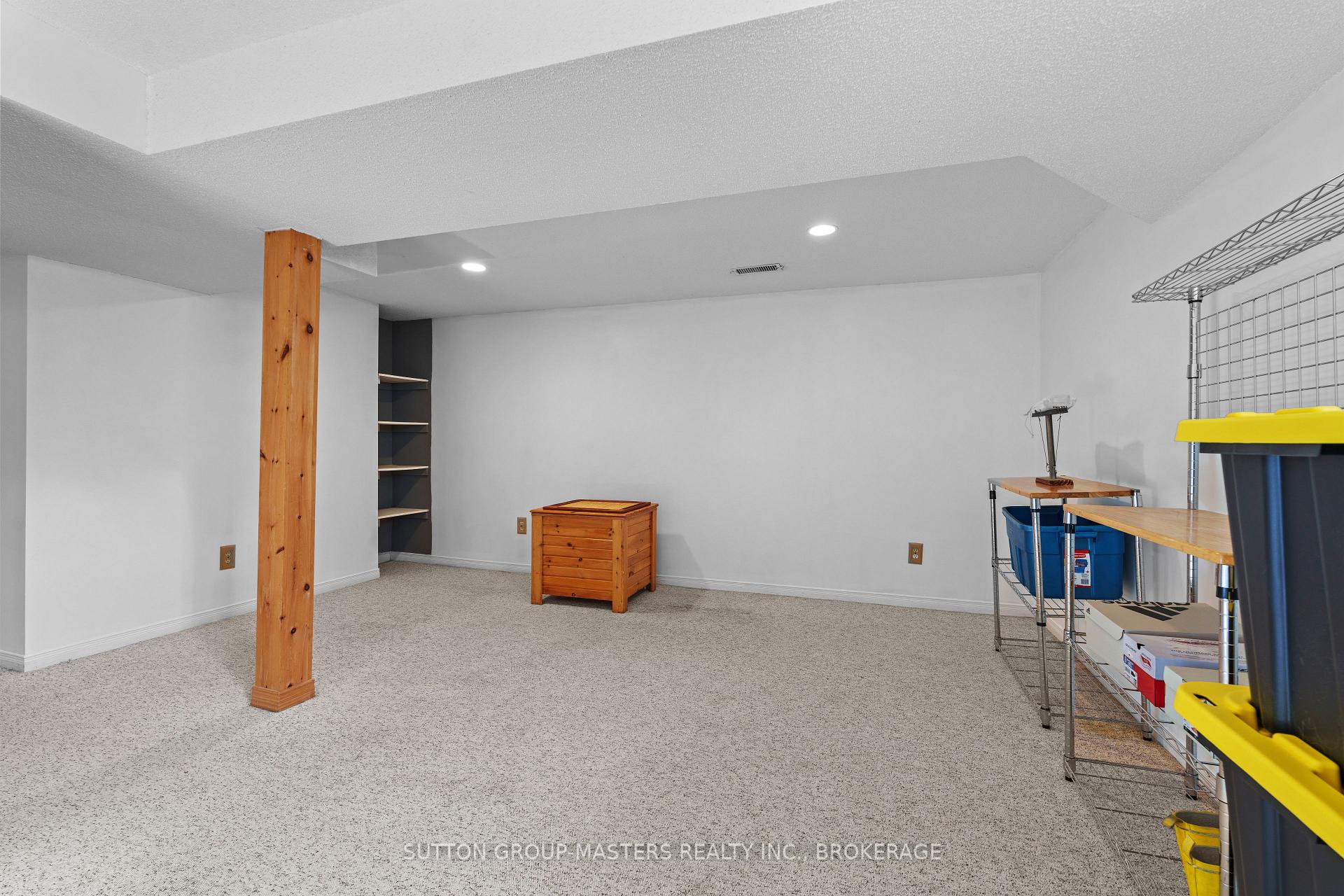 Photo 22 of 732 Cedarwood Drive, Kingston, City Northwest — HOMEH
