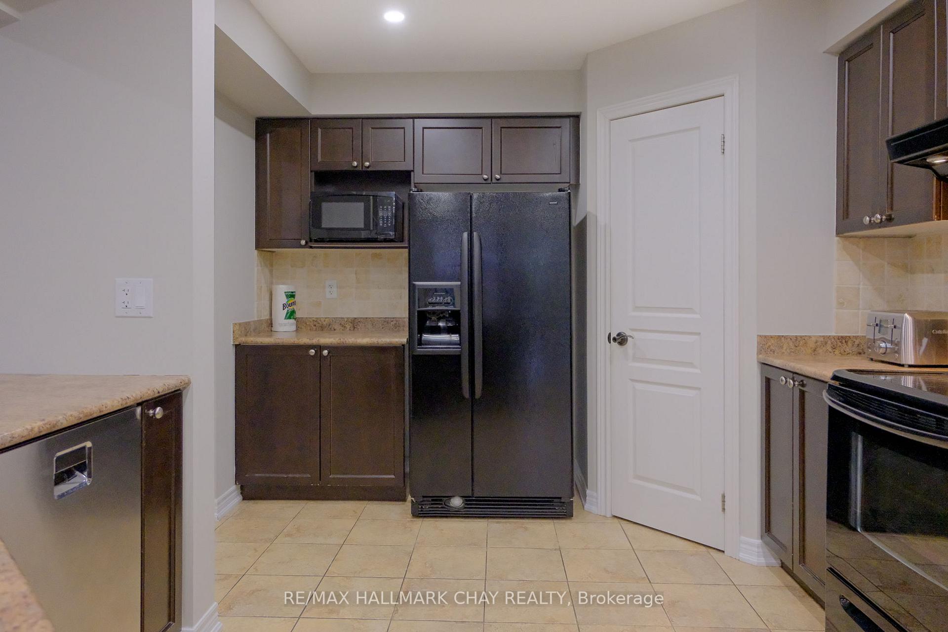 Photo 4 of 75 Anderson Road, New Tecumseth, Alliston — HOMEH