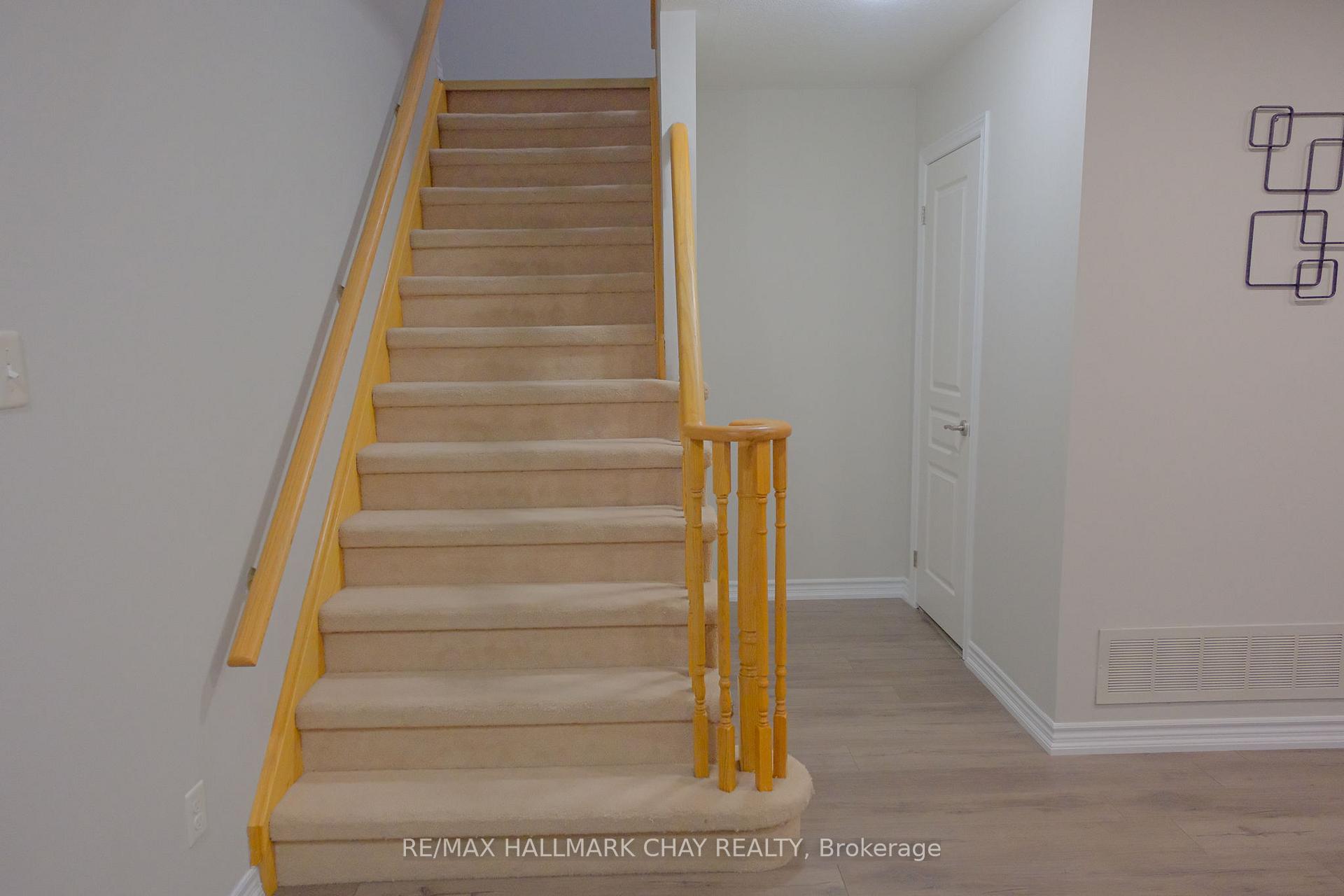 Photo 14 of 75 Anderson Road, New Tecumseth, Alliston — HOMEH