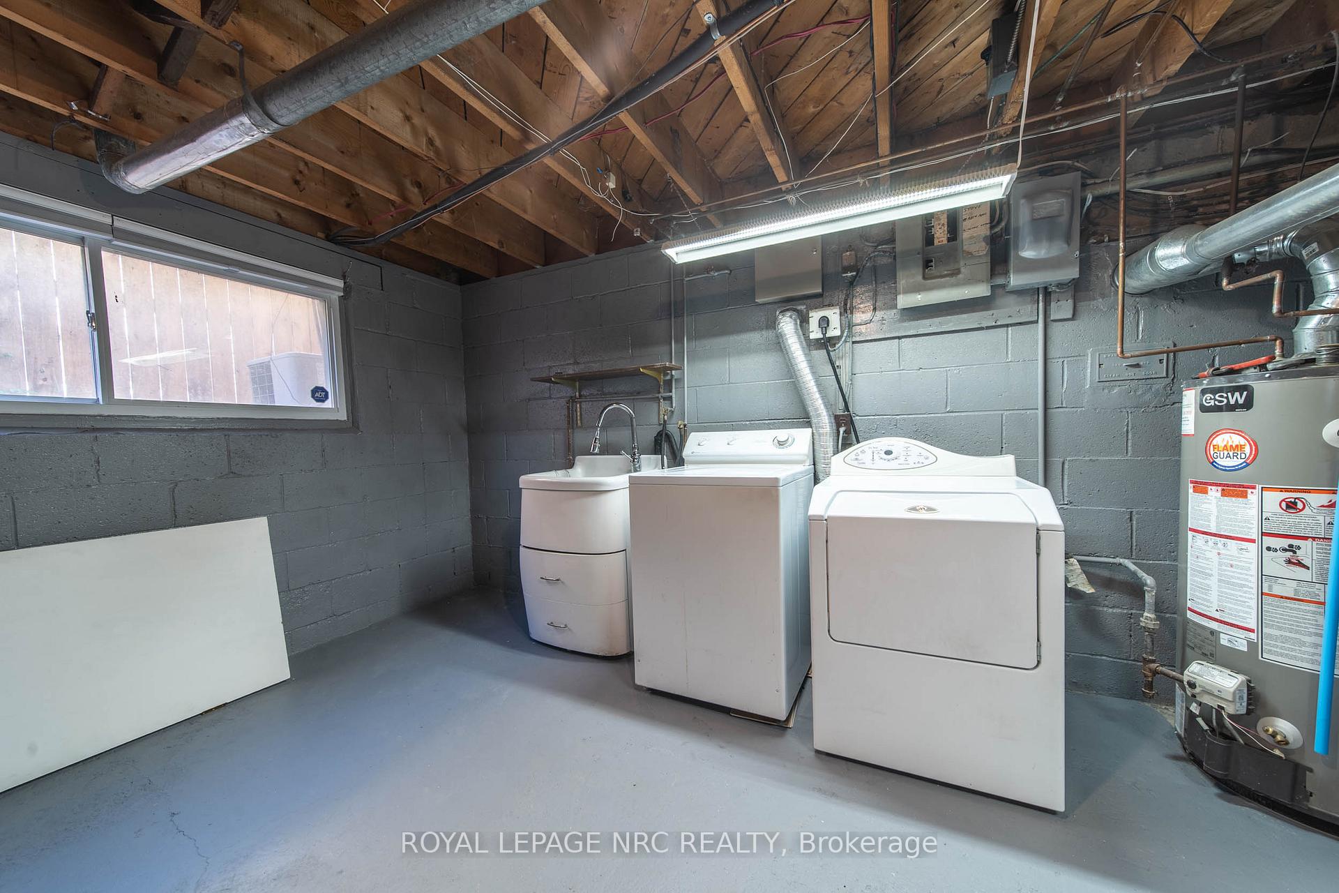 Photo 17 of 6809 Jill Drive, Niagara Falls, Oldfield — HOMEH