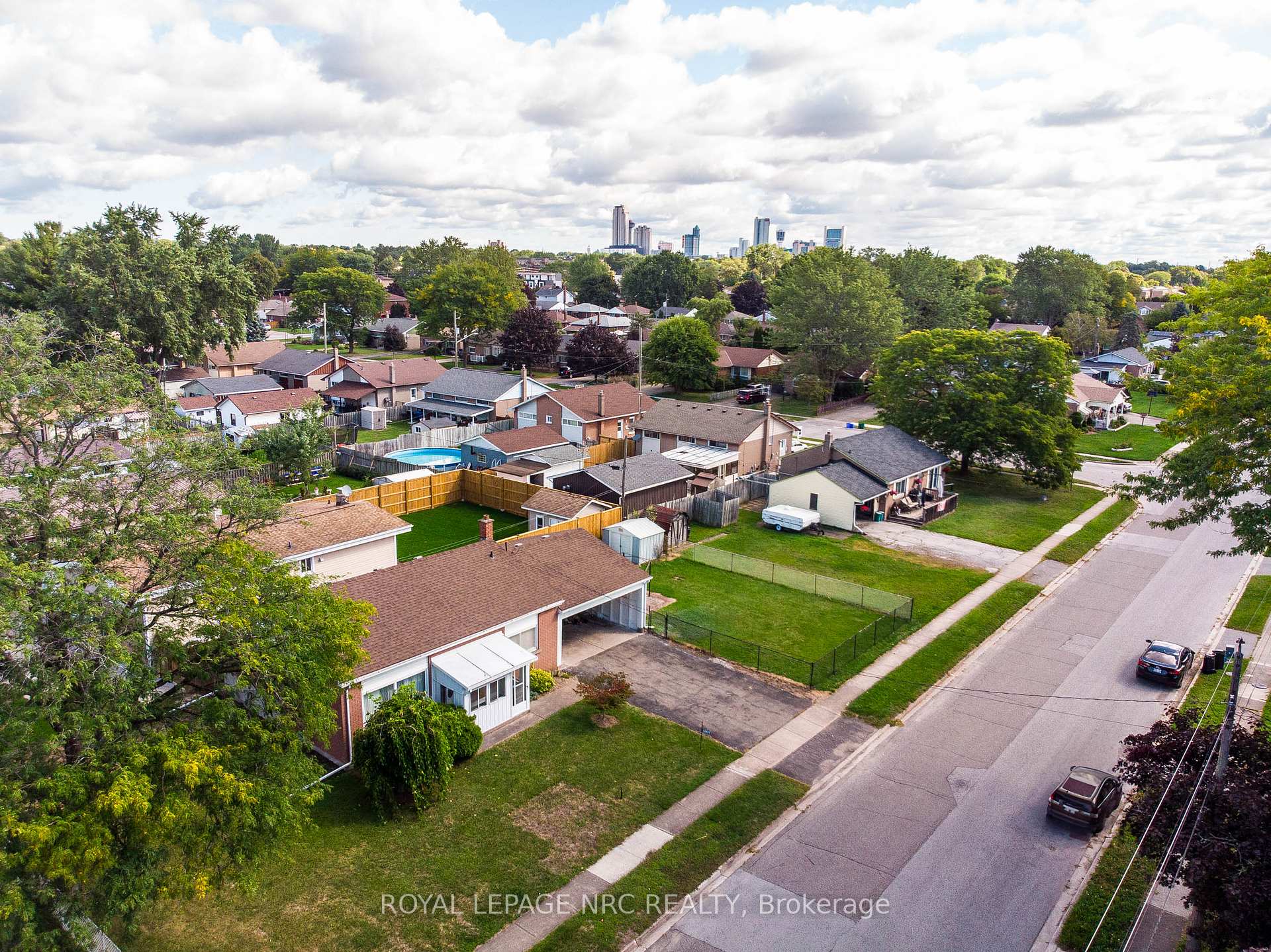 Photo 23 of 6809 Jill Drive, Niagara Falls, Oldfield — HOMEH
