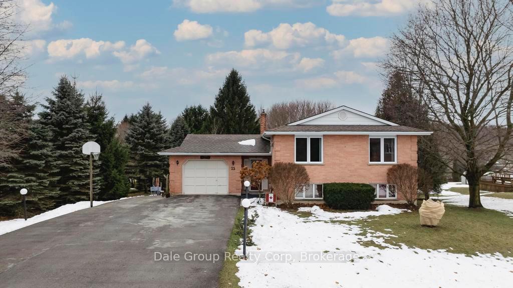 Photo 2 of 25 Jordan (Belgrave) Drive, North Huron, East Wawanosh — HOMEH