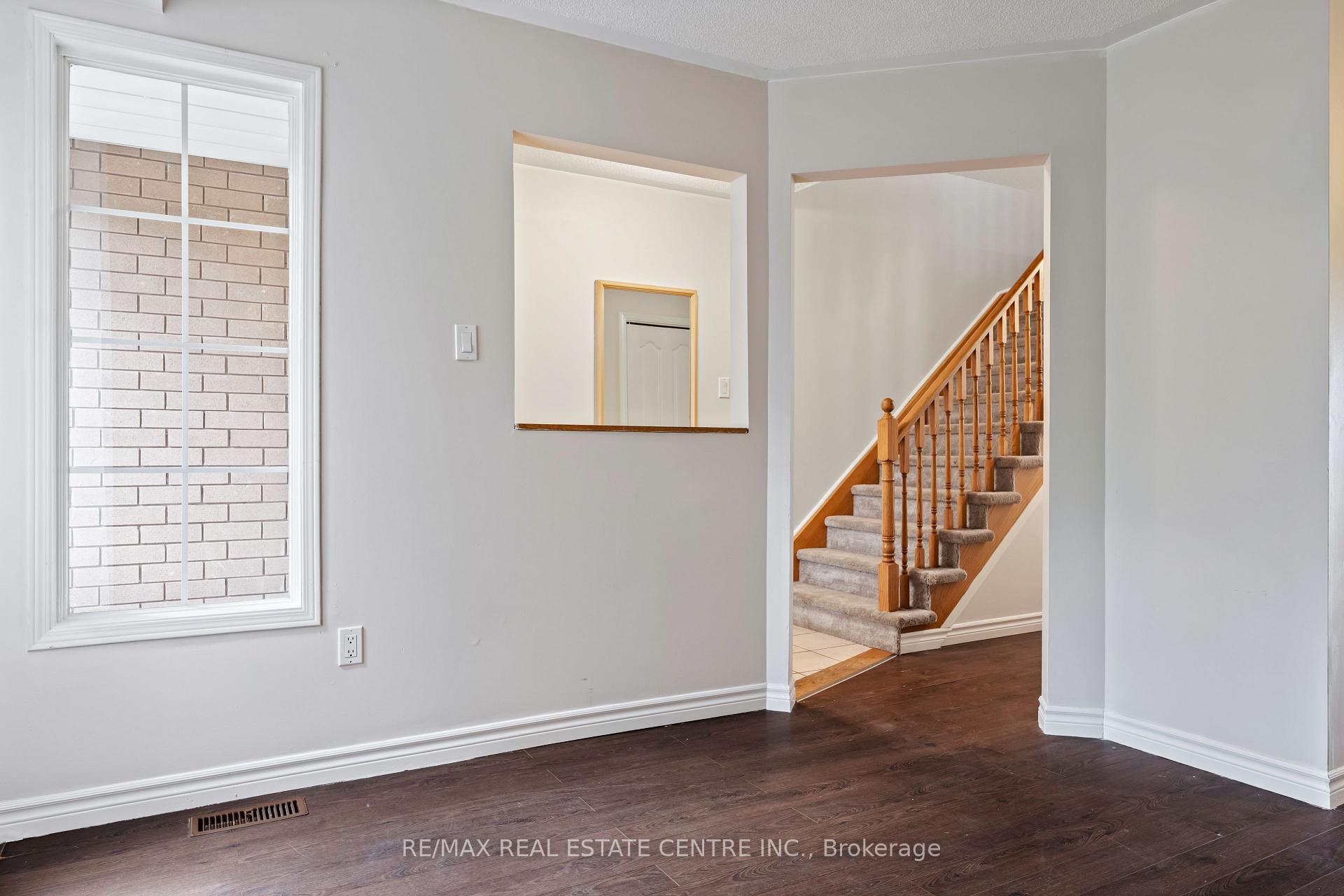 Photo 24 of 154 Howard Crescent, Orangeville — HOMEH