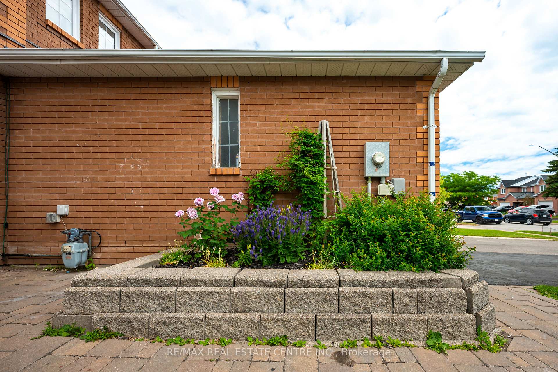 Photo 19 of 154 Howard Crescent, Orangeville — HOMEH
