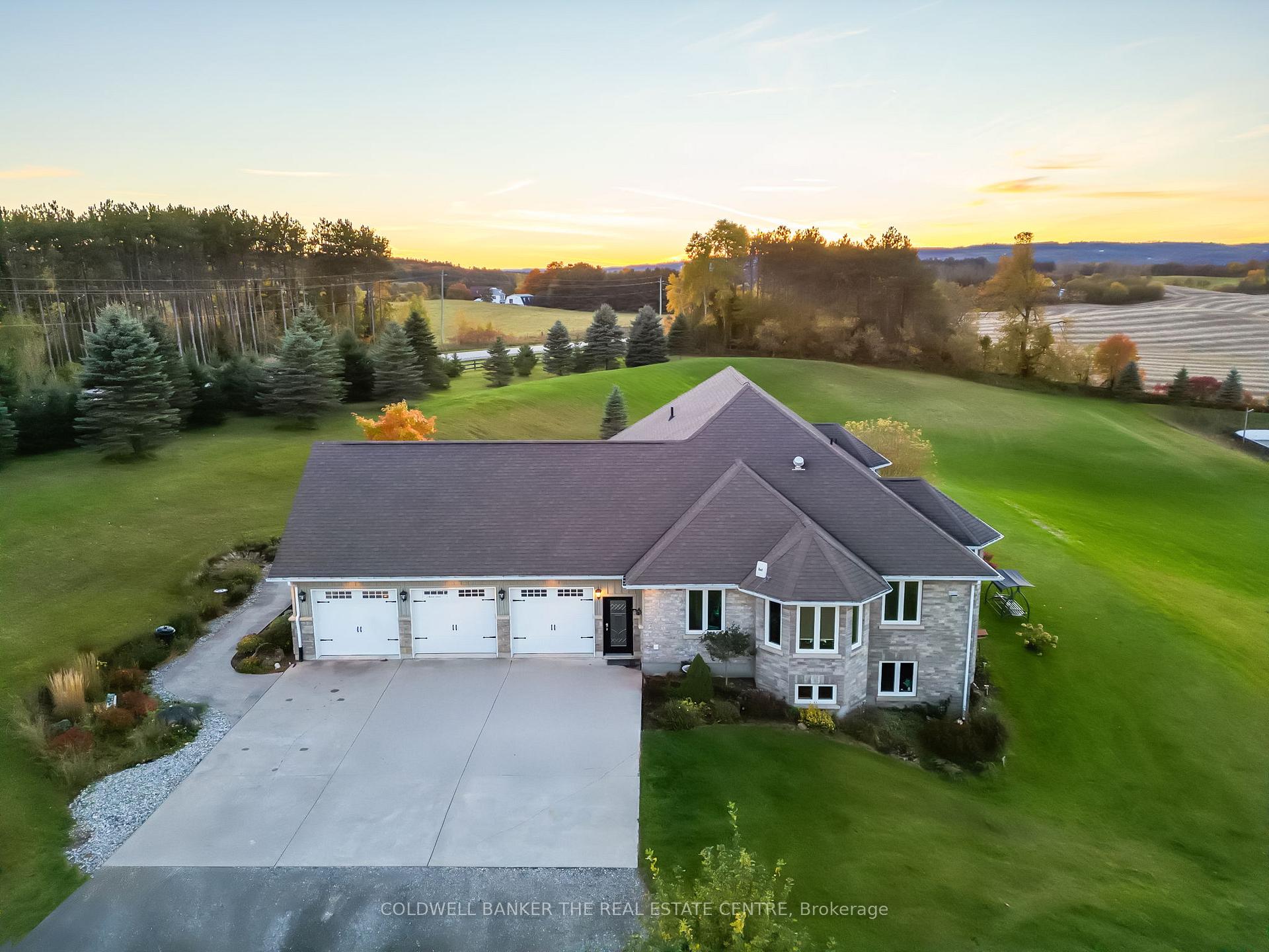 Photo 4 of 708497 County Rd 21, Mulmur, Rural Mulmur — HOMEH