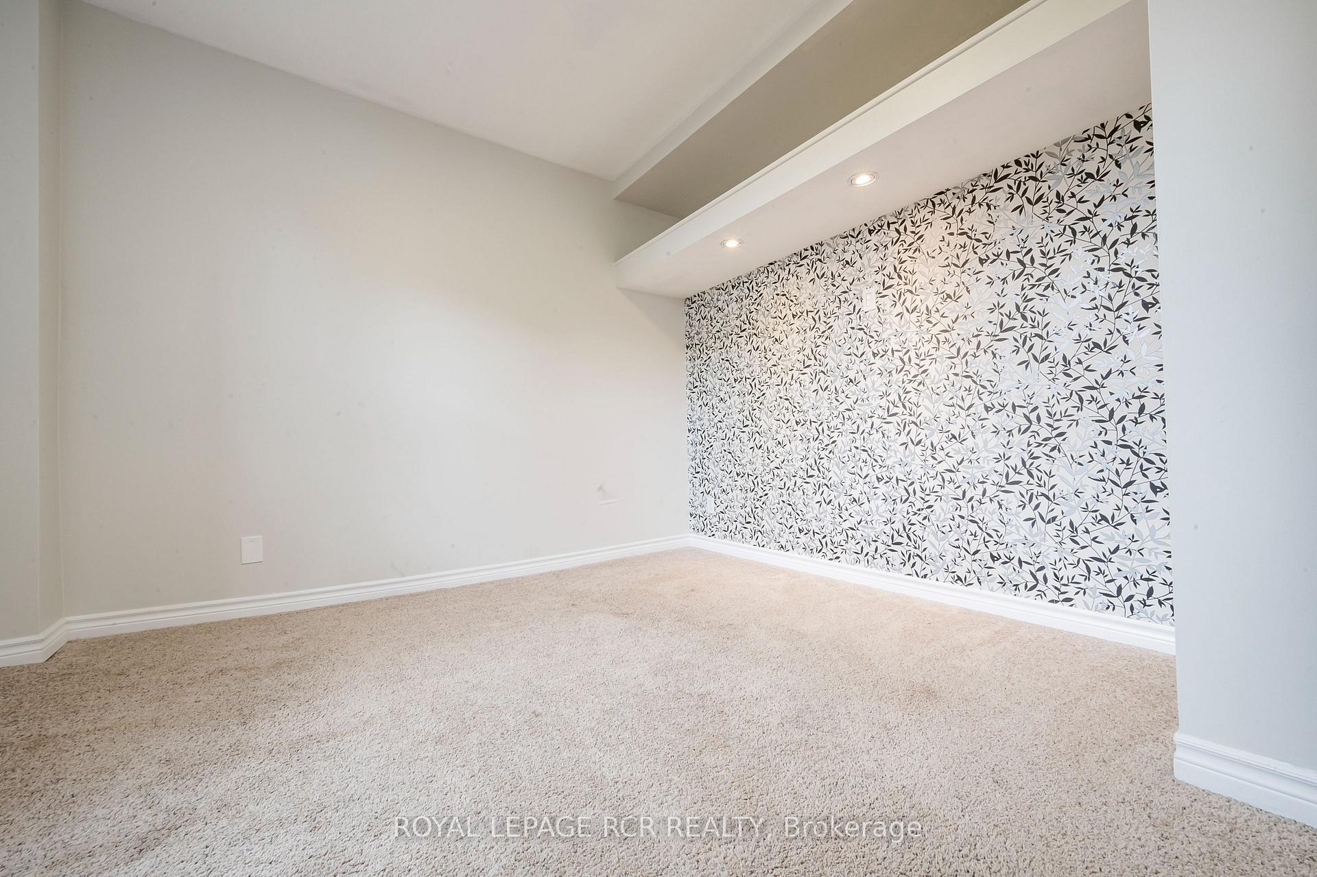 Photo 5 of Unit Main, 95 Mill Street, Orangeville — HOMEH