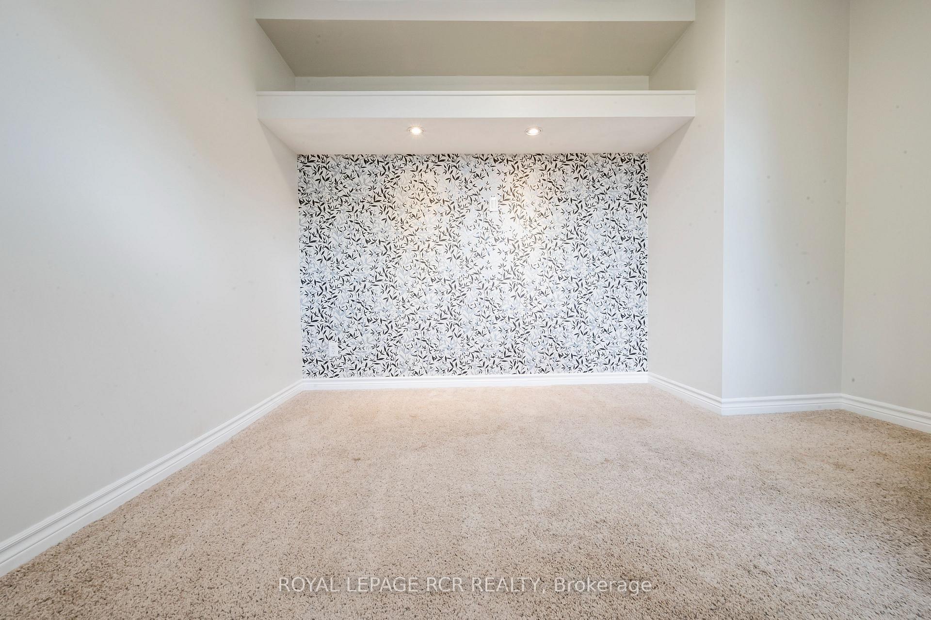 Photo 6 of Unit Main, 95 Mill Street, Orangeville — HOMEH