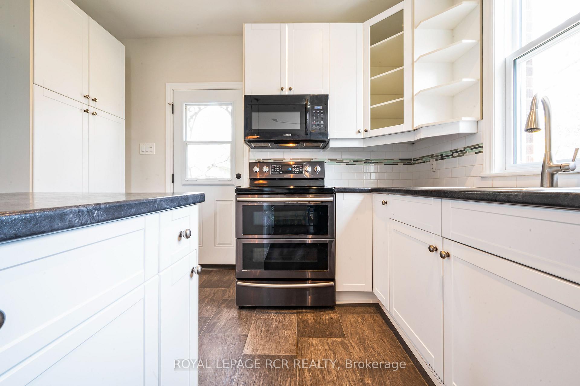 Photo 13 of Unit Main, 95 Mill Street, Orangeville — HOMEH