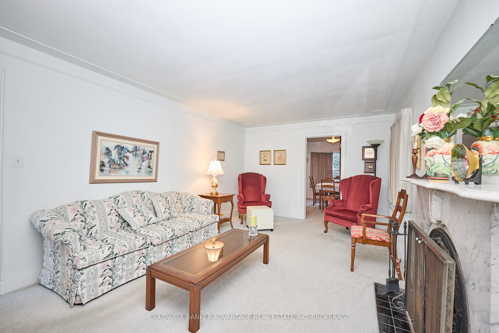 Photo 5 of 4900 Simcoe Street, Niagara Falls, Cherrywood — HOMEH