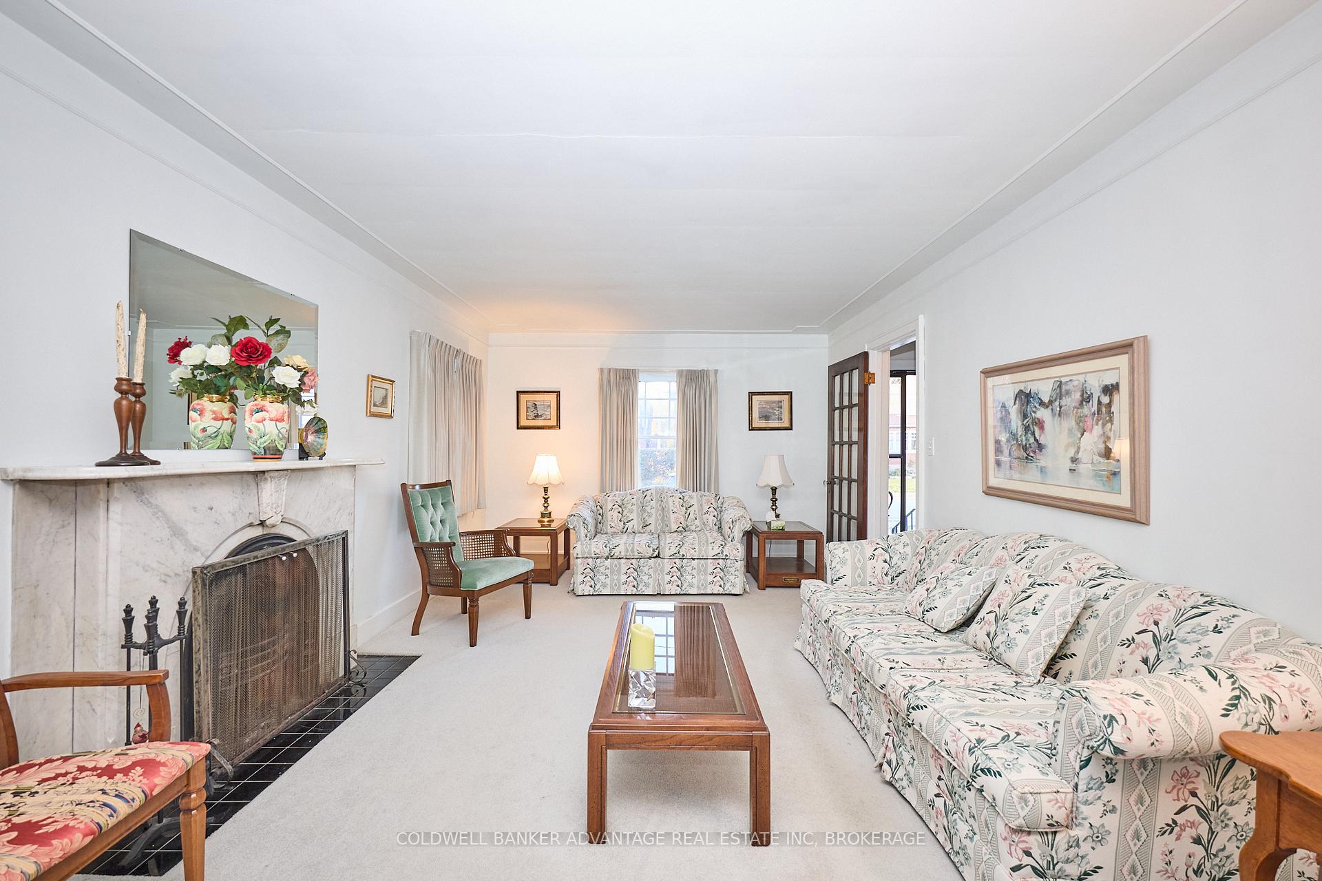 Photo 6 of 4900 Simcoe Street, Niagara Falls, Cherrywood — HOMEH