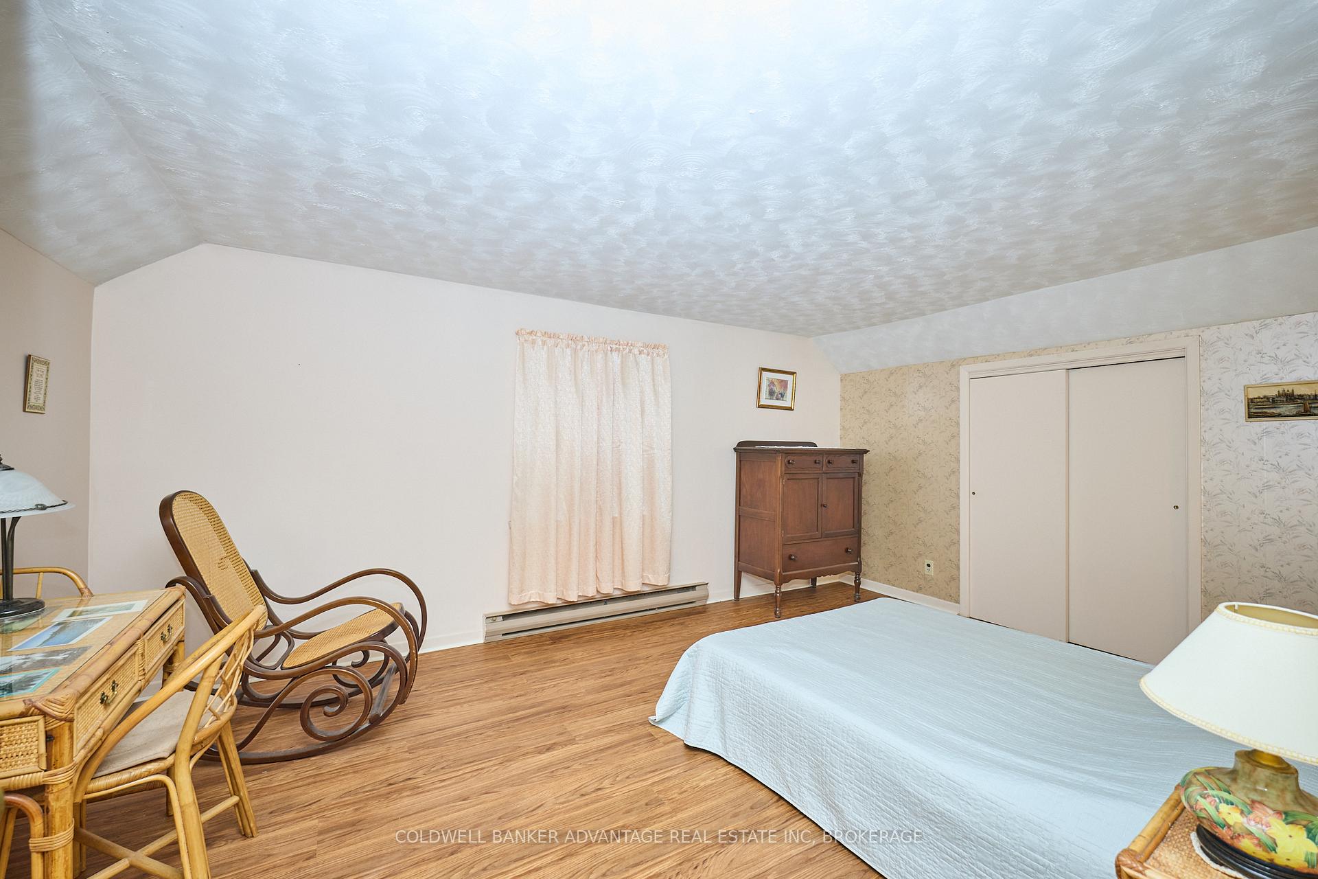 Photo 17 of 4900 Simcoe Street, Niagara Falls, Cherrywood — HOMEH