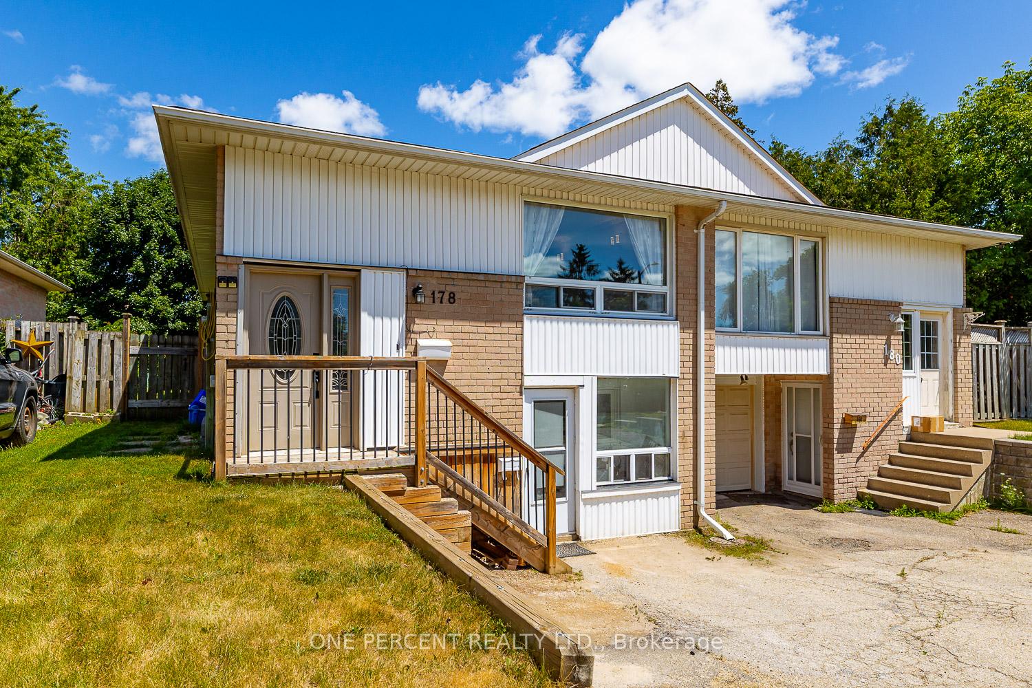 Photo 3 of 178 Burbank Crescent, Orangeville — HOMEH