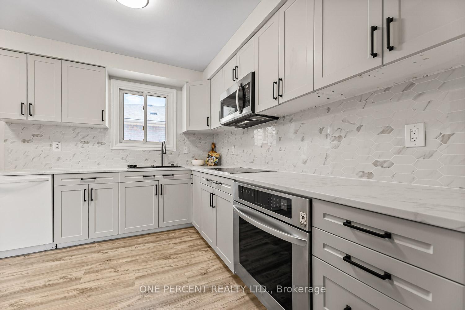 Photo 34 of 178 Burbank Crescent, Orangeville — HOMEH