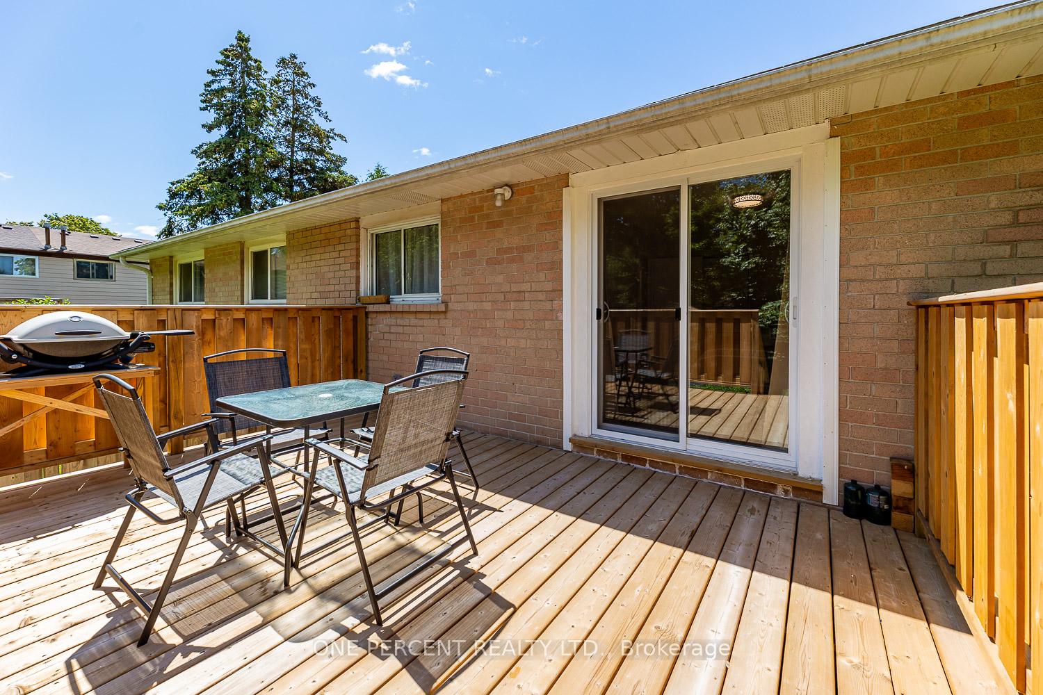 Photo 39 of 178 Burbank Crescent, Orangeville — HOMEH