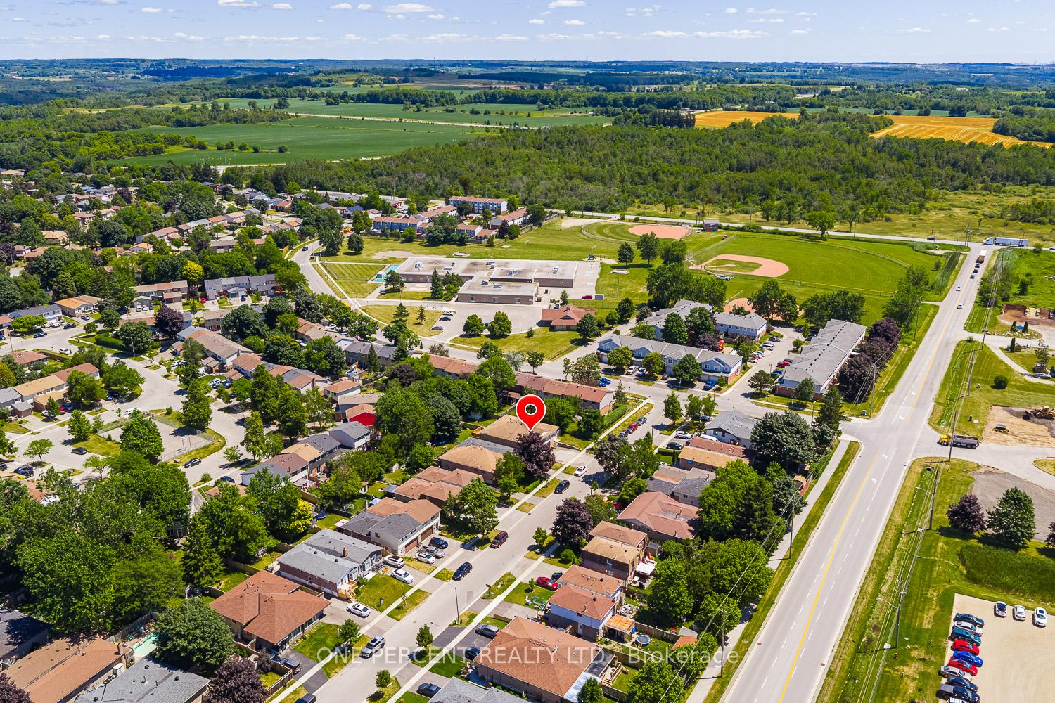 Photo 32 of 178 Burbank Crescent, Orangeville — HOMEH