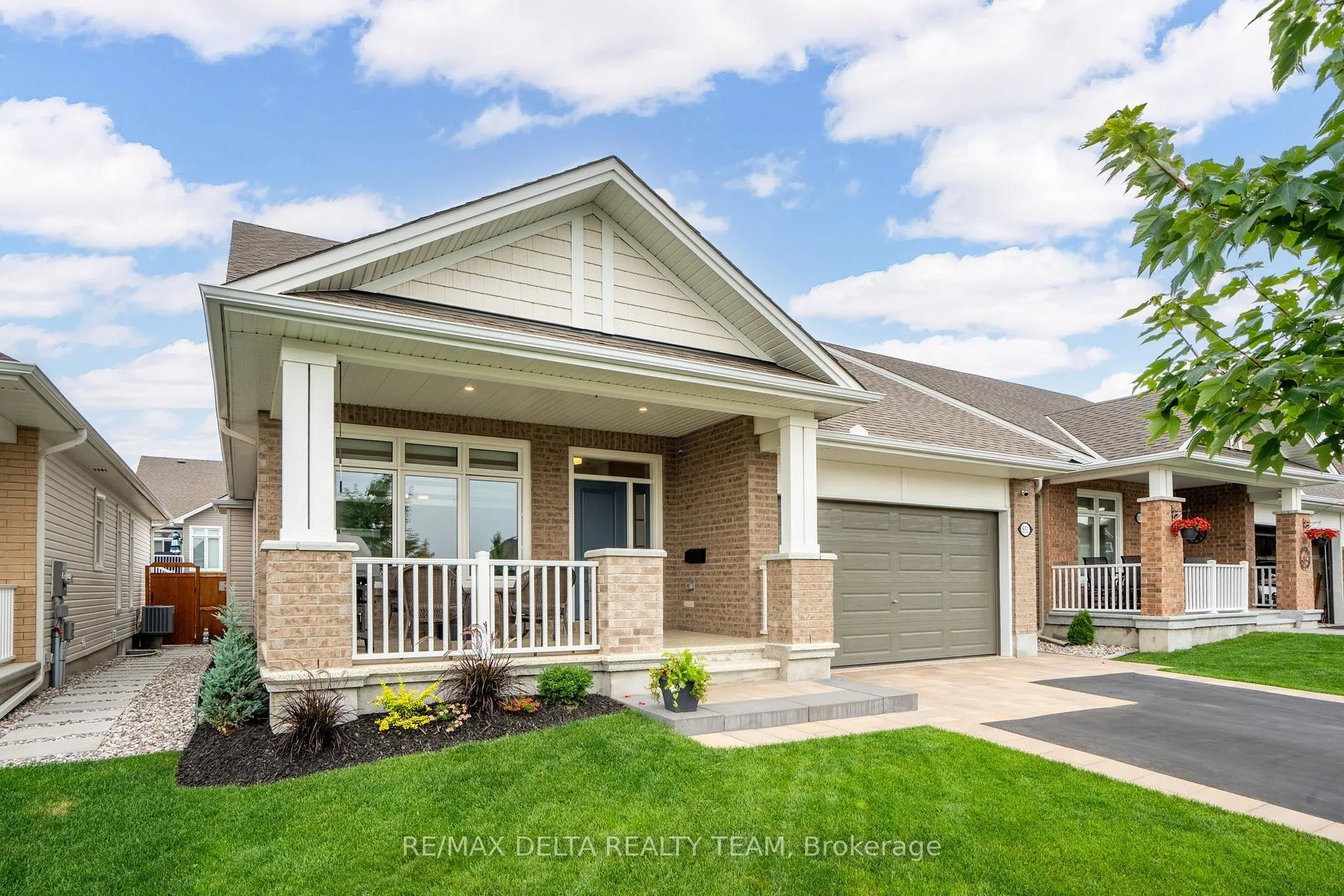 Photo 4 of 851 Tewin Circle, Ottawa, Camelot — HOMEH