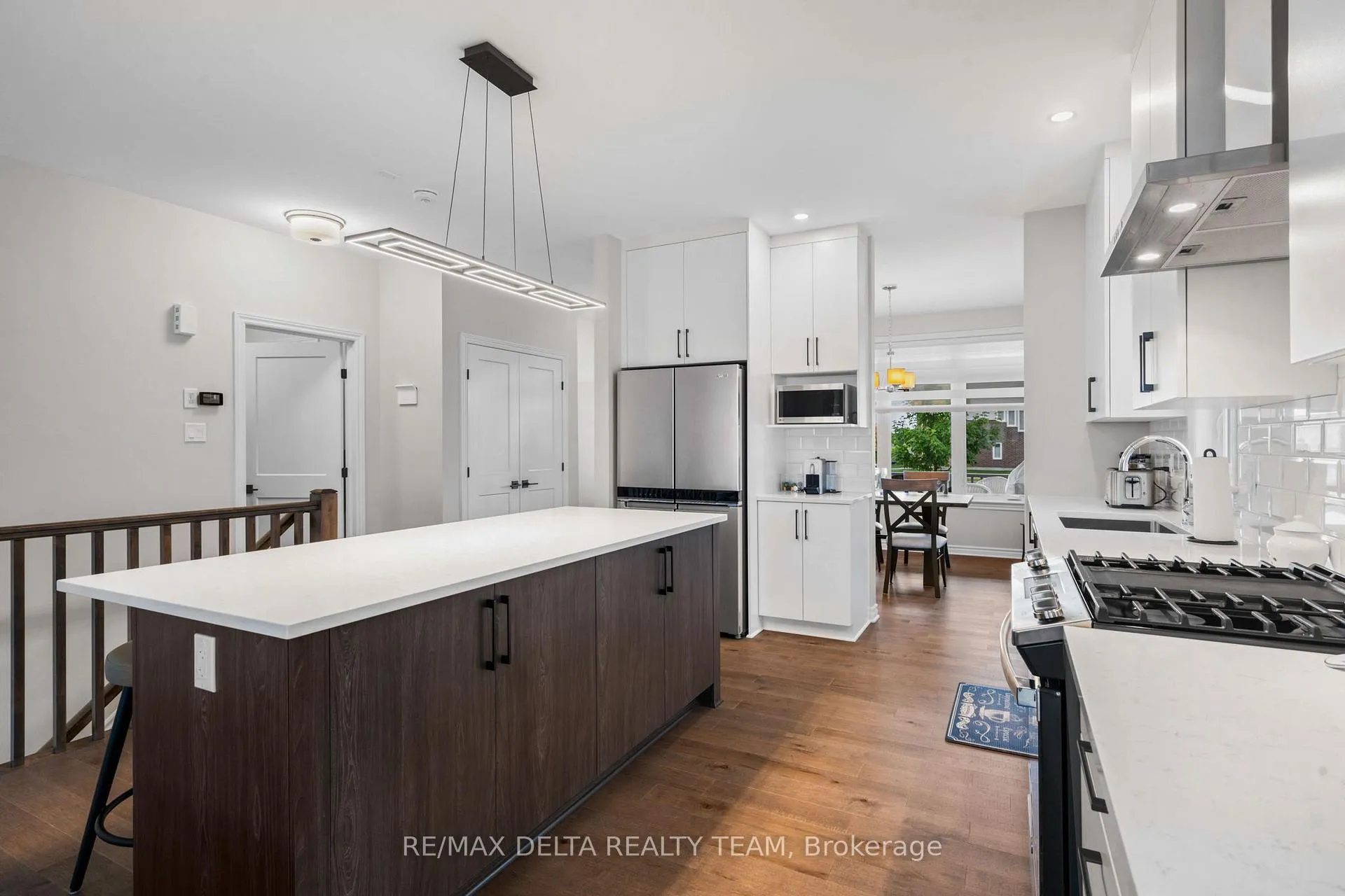 Photo 14 of 851 Tewin Circle, Ottawa, Camelot — HOMEH