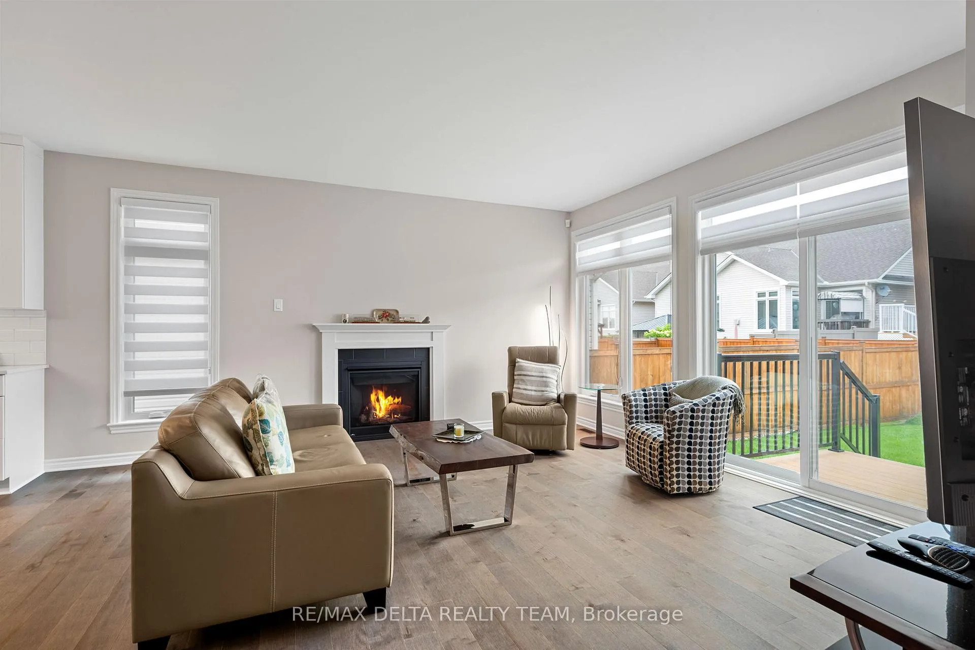 Photo 17 of 851 Tewin Circle, Ottawa, Camelot — HOMEH