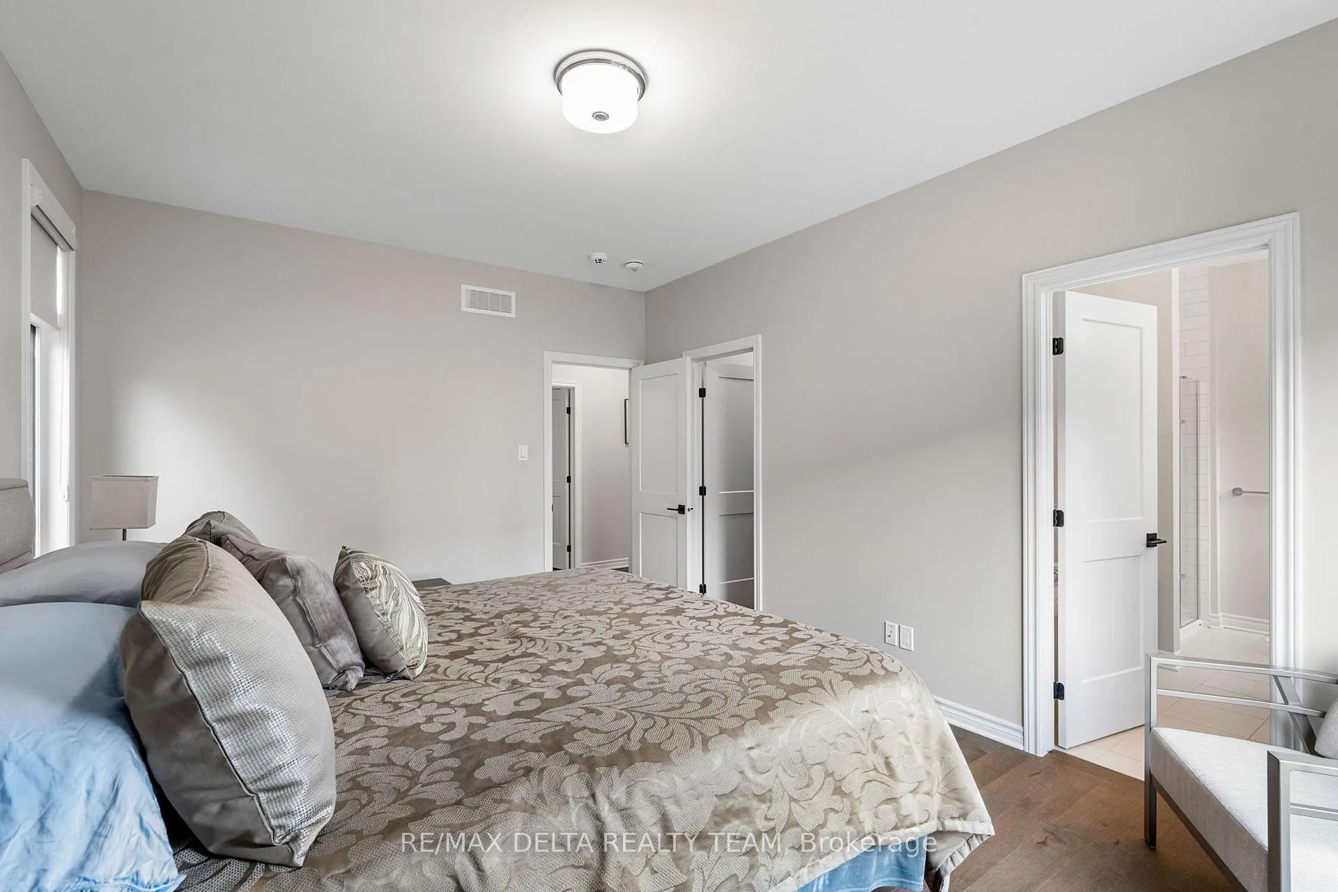Photo 23 of 851 Tewin Circle, Ottawa, Camelot — HOMEH