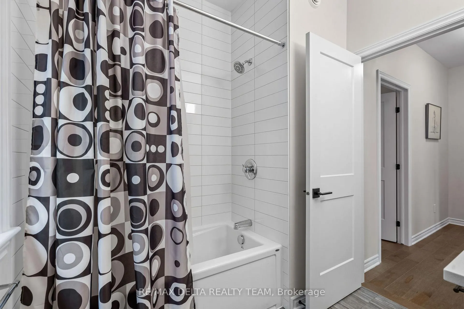 Photo 28 of 851 Tewin Circle, Ottawa, Camelot — HOMEH