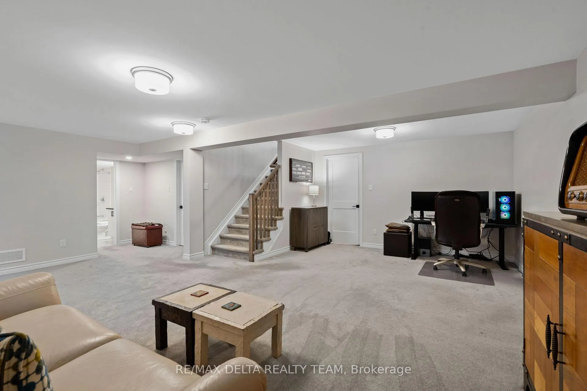 Photo 30 of 851 Tewin Circle, Ottawa, Camelot — HOMEH