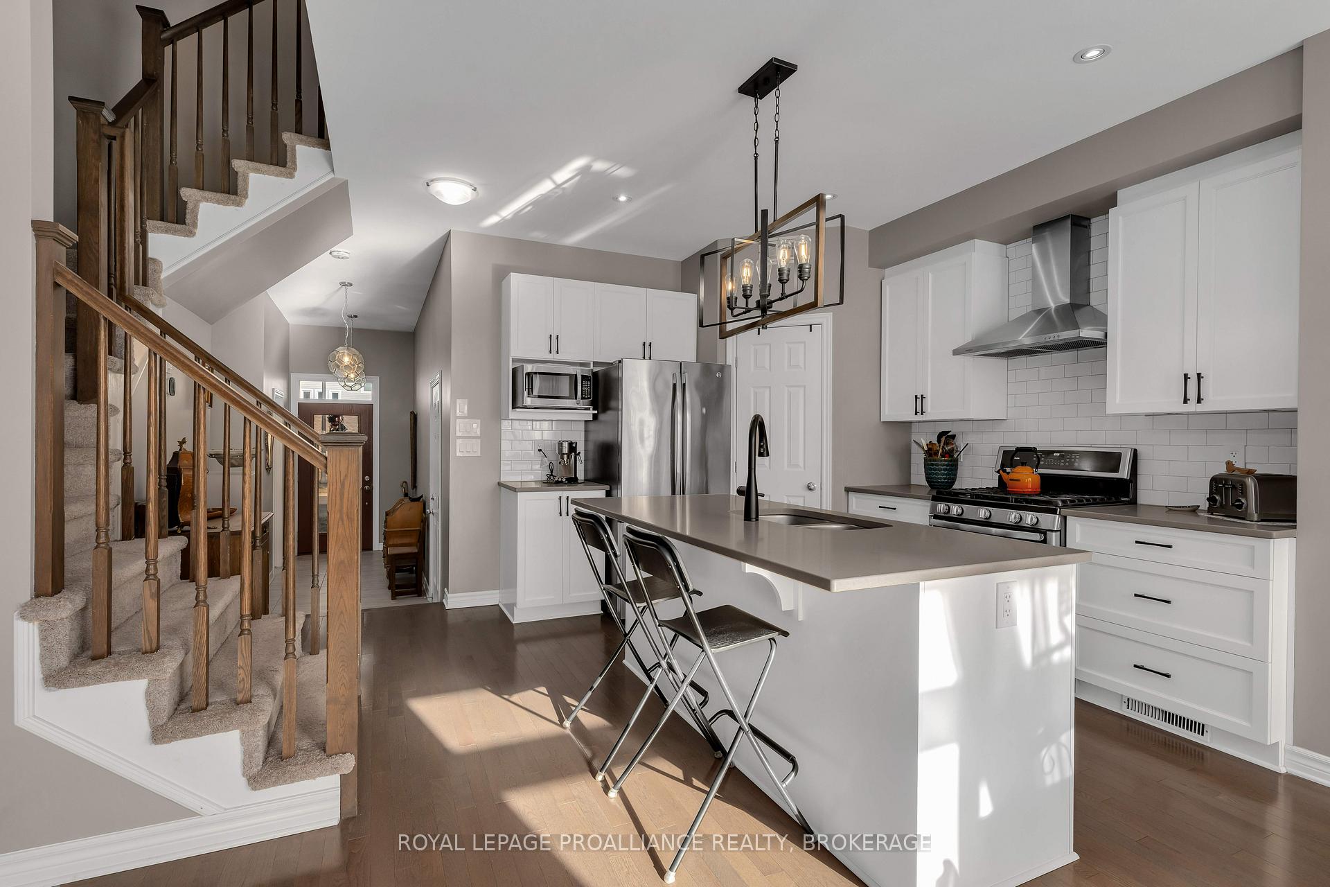 Photo 5 of 1349 Tremont Drive, Kingston, City Northwest — HOMEH