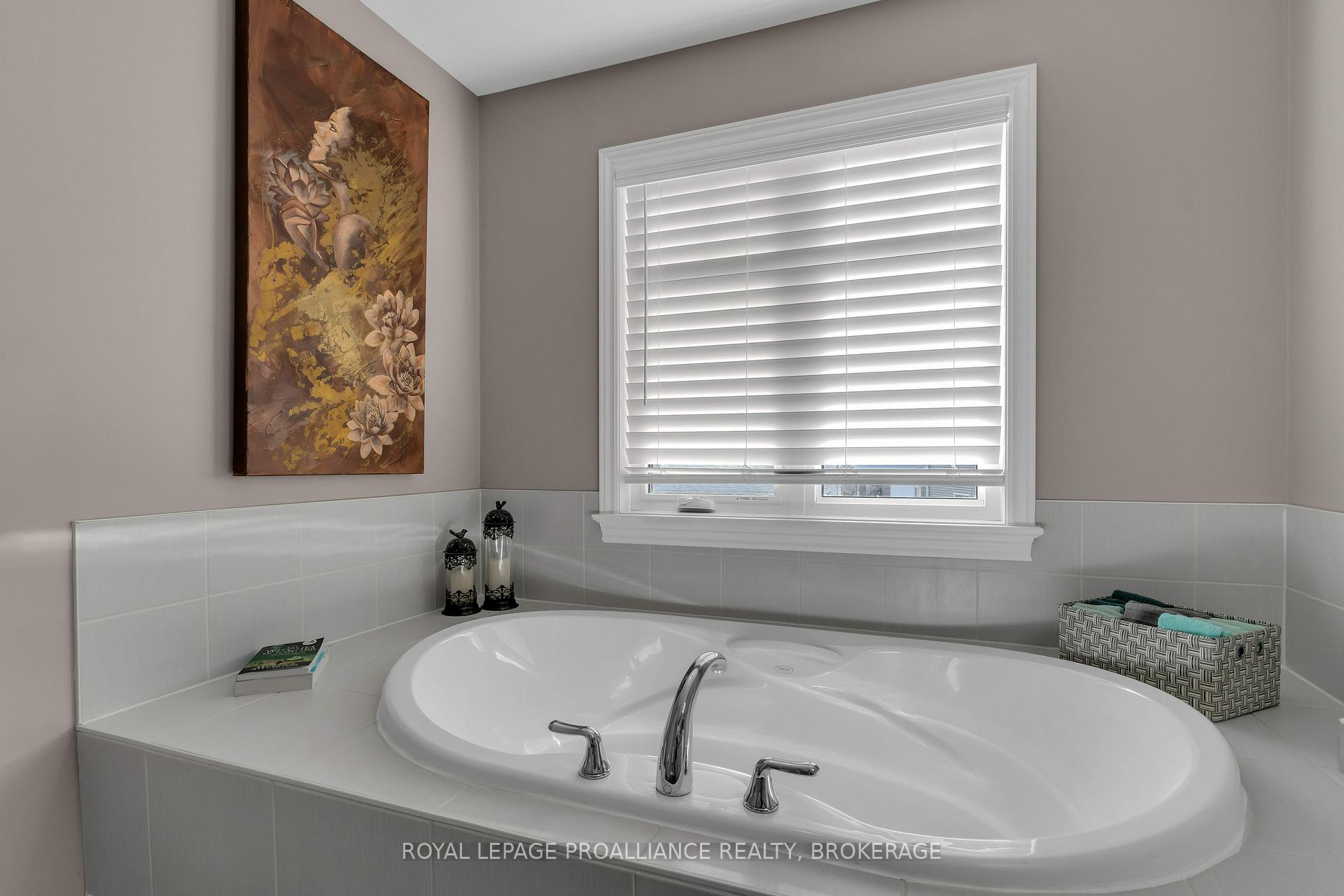 Photo 21 of 1349 Tremont Drive, Kingston, City Northwest — HOMEH