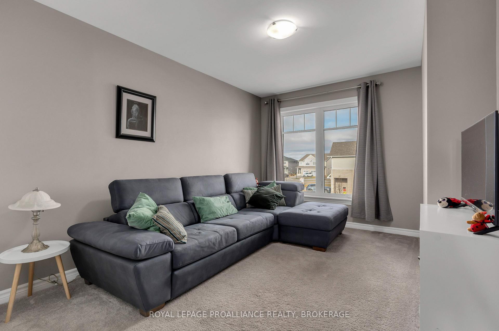 Photo 24 of 1349 Tremont Drive, Kingston, City Northwest — HOMEH