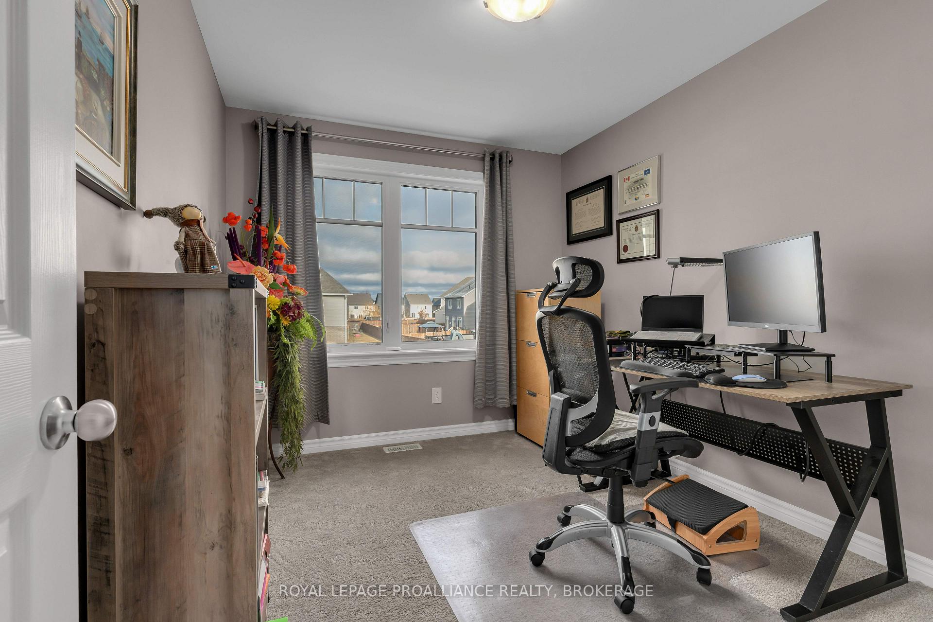 Photo 25 of 1349 Tremont Drive, Kingston, City Northwest — HOMEH