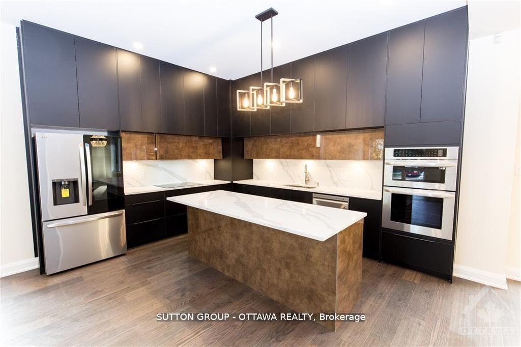 Photo 4 of 571 Mutual Street, Ottawa, Overbrook/Castle Heights — HOMEH