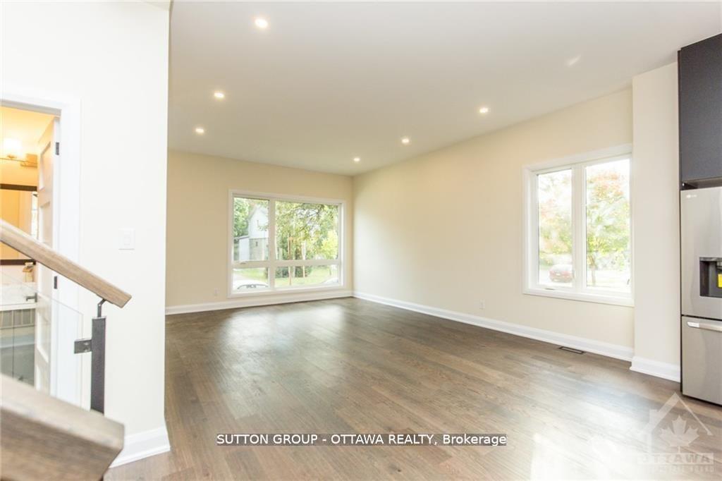 Photo 12 of 571 Mutual Street, Ottawa, Overbrook/Castle Heights — HOMEH