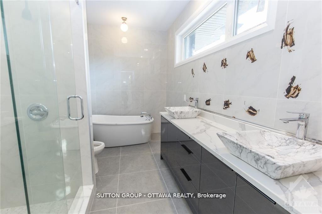 Photo 20 of 571 Mutual Street, Ottawa, Overbrook/Castle Heights — HOMEH