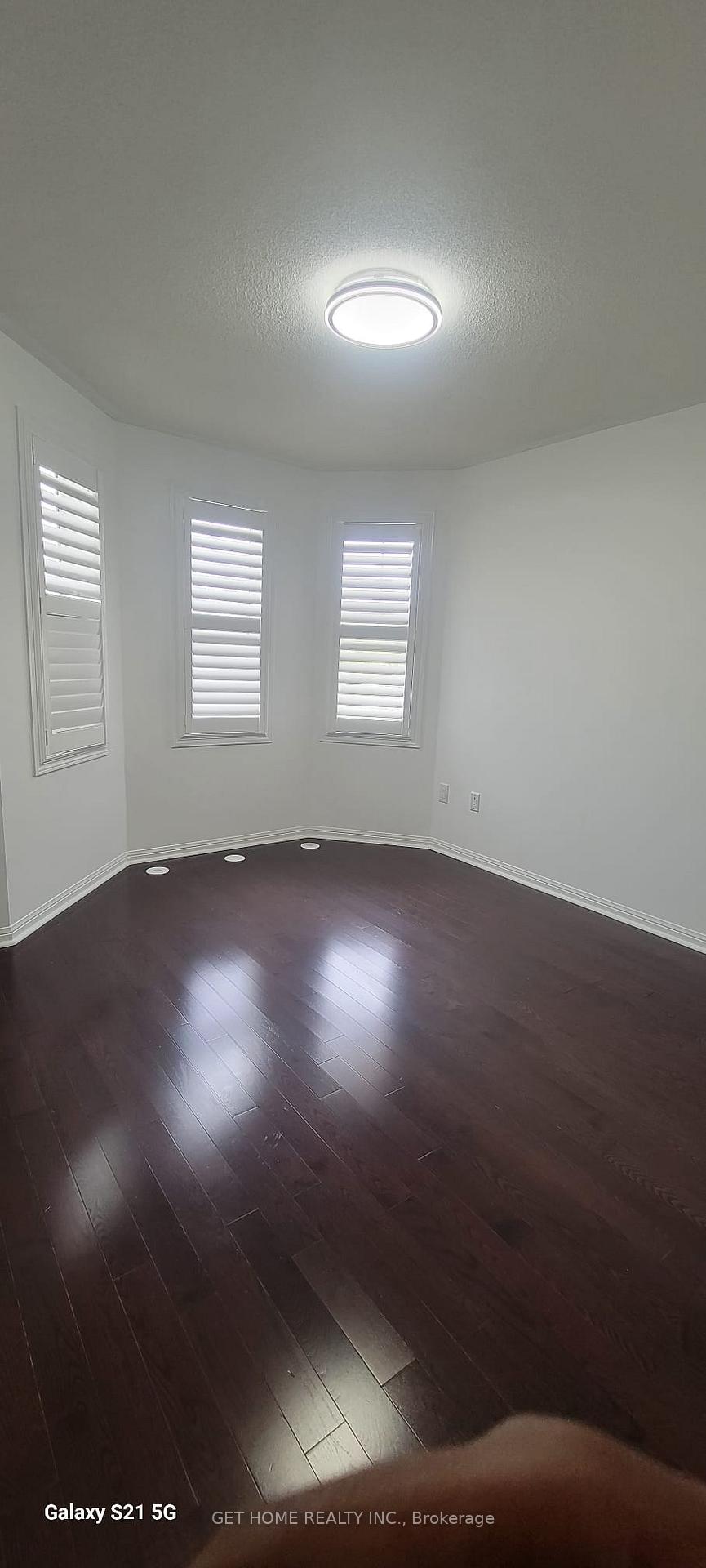 Photo 11 of Unit Main, 640 Thompson Road, Milton, Coates — HOMEH