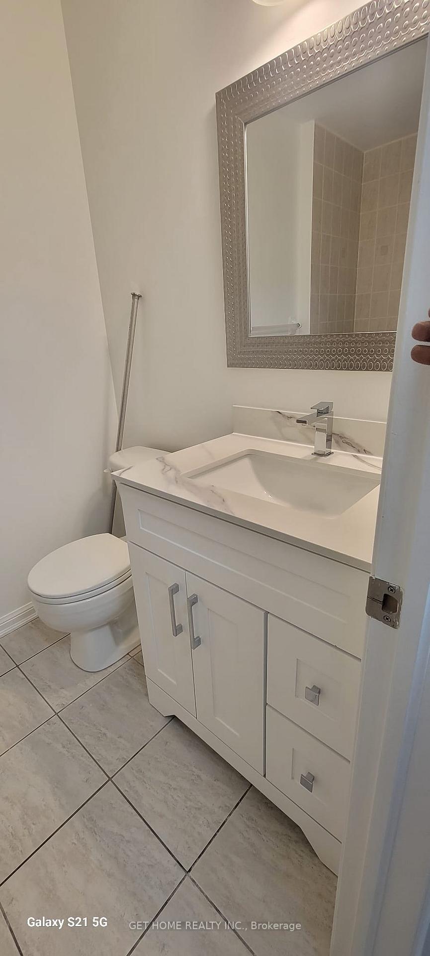 Photo 26 of Unit Main, 640 Thompson Road, Milton, Coates — HOMEH