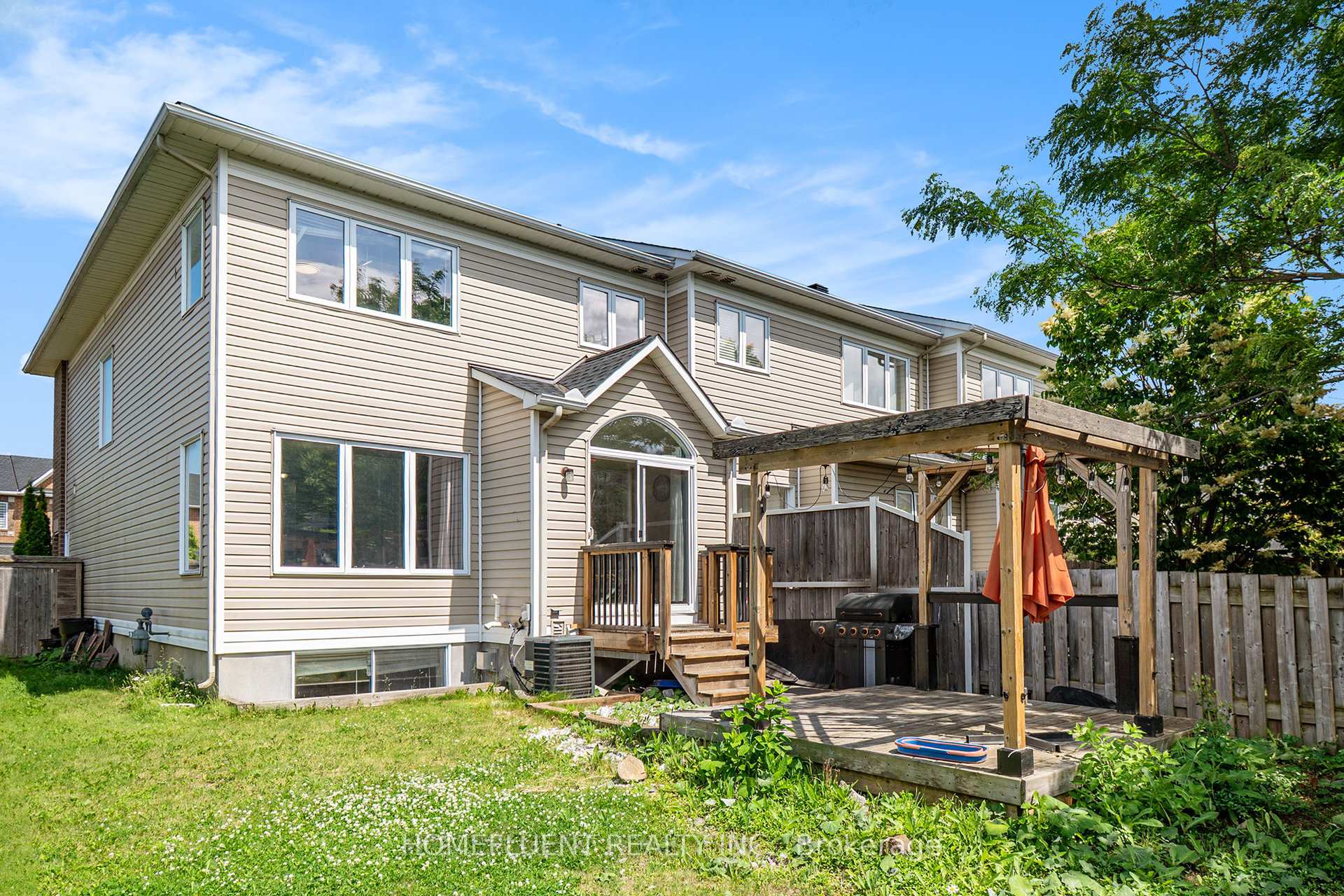 Photo 11 of 411 Sparkman Avenue, Ottawa, Avalon East — HOMEH