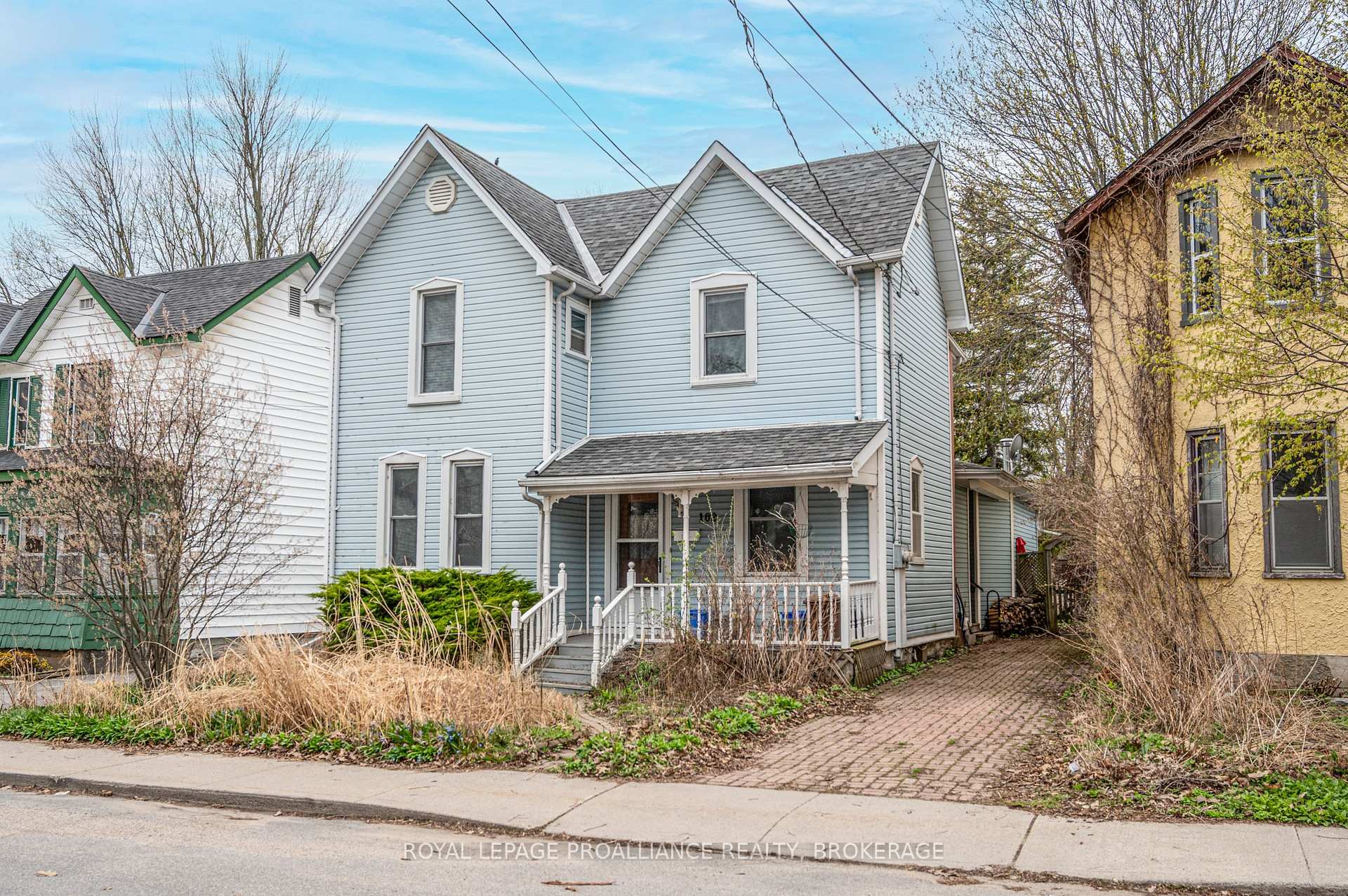 Front of 102 Livingston Avenue