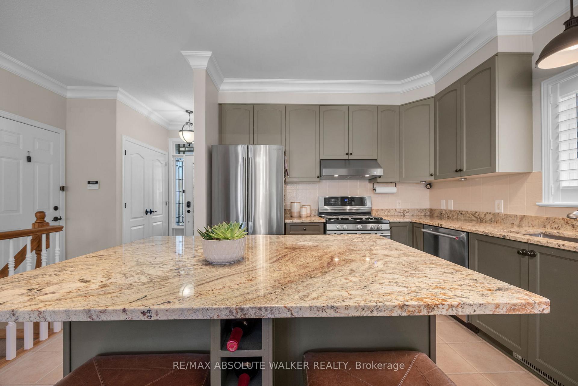 Photo 6 of 841 Scala Avenue, Ottawa, Notting Hill/Summerside — HOMEH