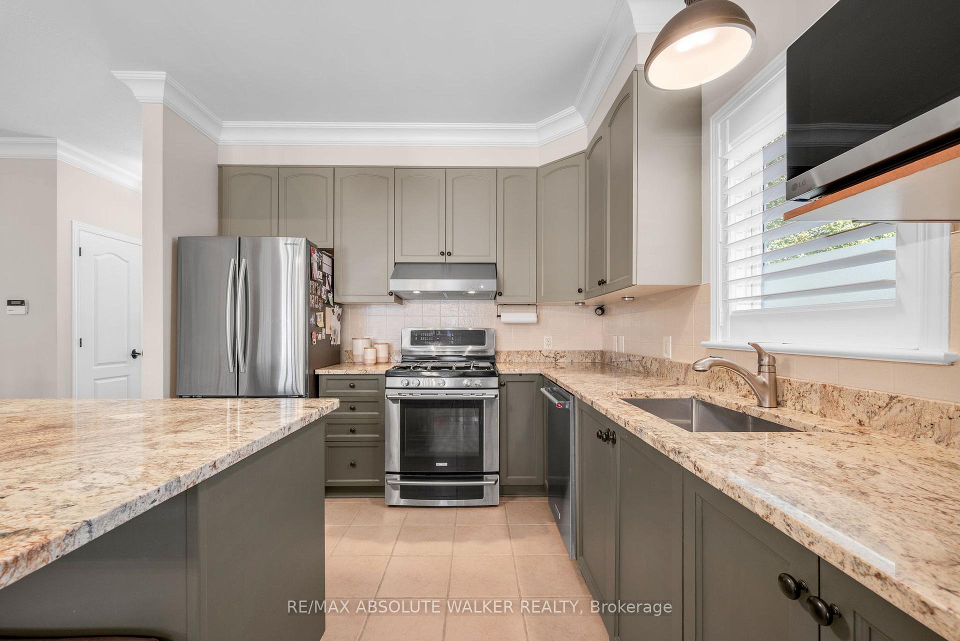 Photo 8 of 841 Scala Avenue, Ottawa, Notting Hill/Summerside — HOMEH