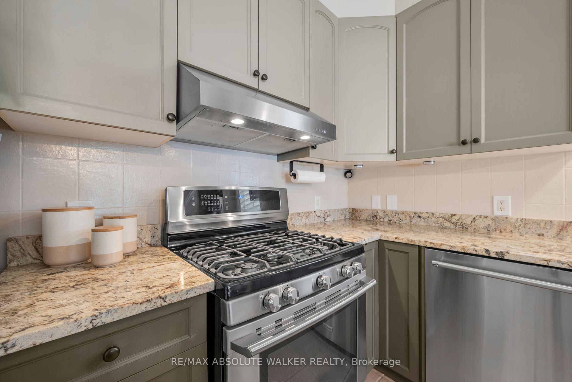 Photo 9 of 841 Scala Avenue, Ottawa, Notting Hill/Summerside — HOMEH