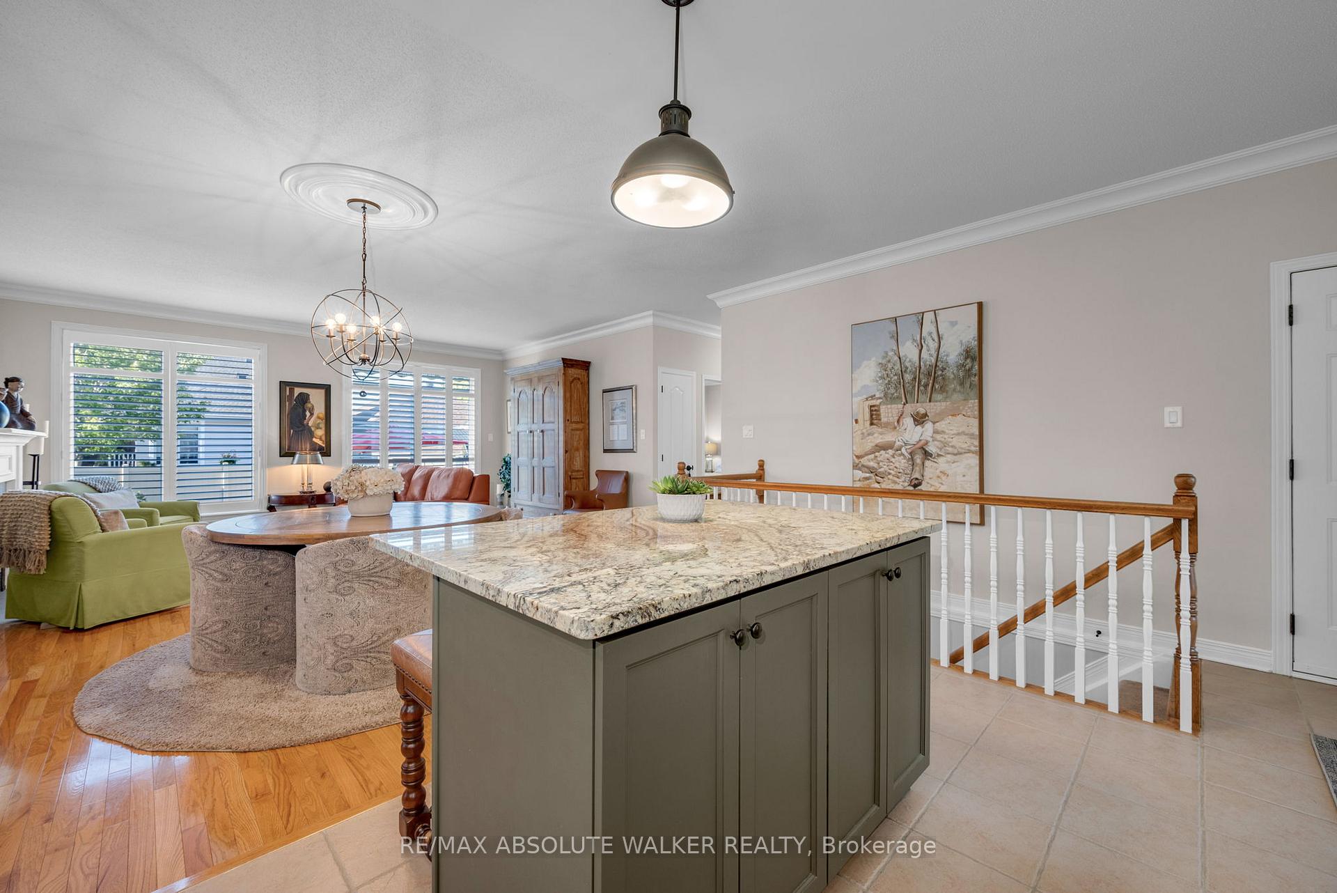 Photo 10 of 841 Scala Avenue, Ottawa, Notting Hill/Summerside — HOMEH