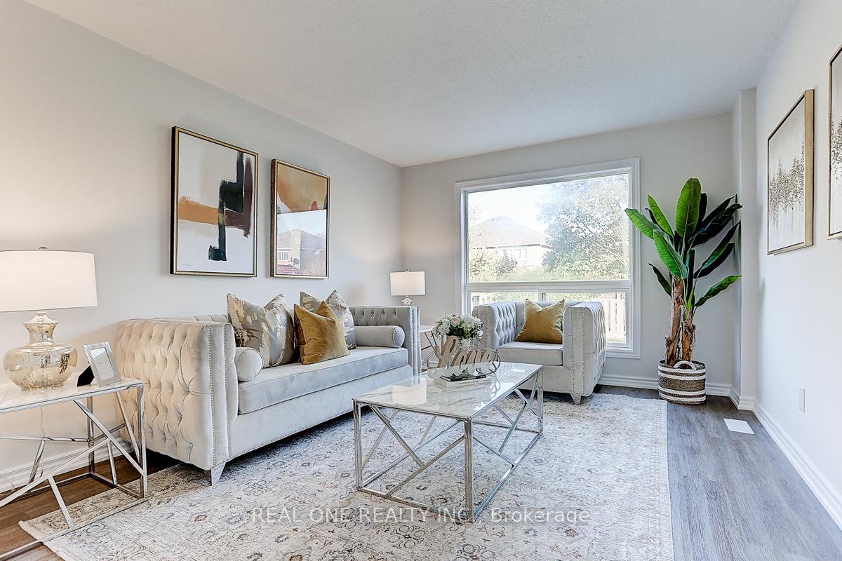 Photo 7 of 113 Beckwith Crescent, Markham, Milliken Mills East — HOMEH